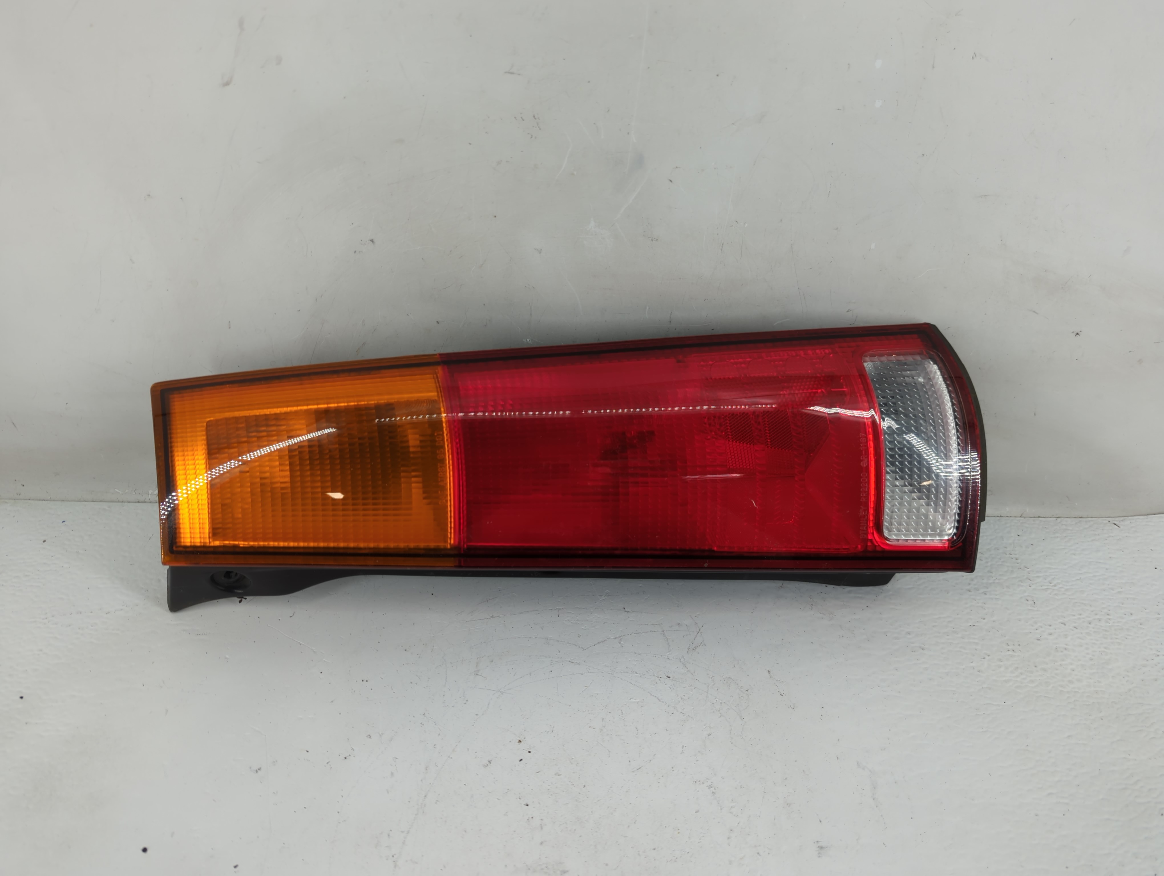 1997-2001 Honda Cr-v Passenger Right Side Tail Light Taillight Oem 1232914 - Oemusedautoparts1.com