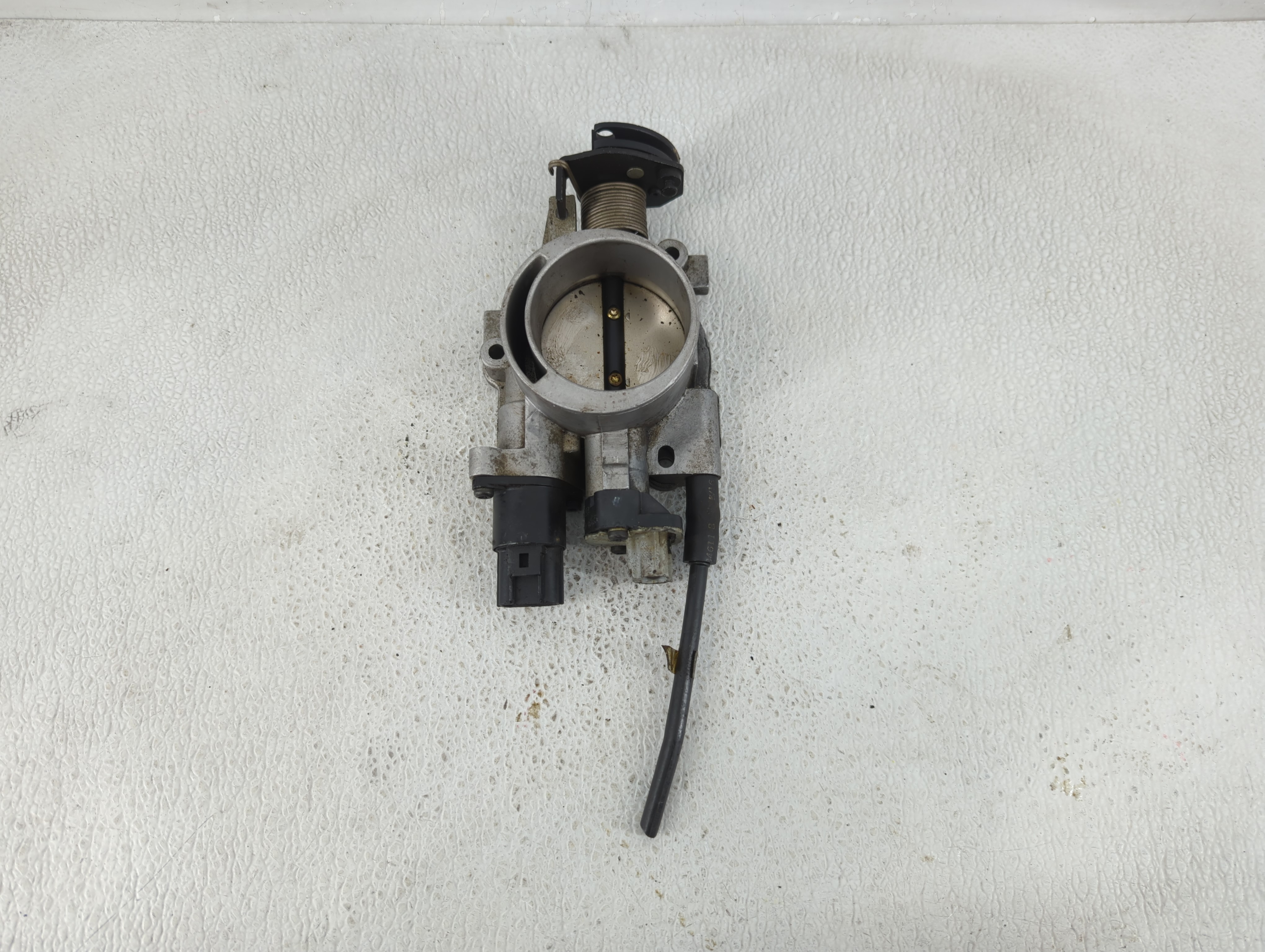 2001-2004 Jeep Grand Cherokee Throttle Body 1232953 - Oemusedautoparts1.com