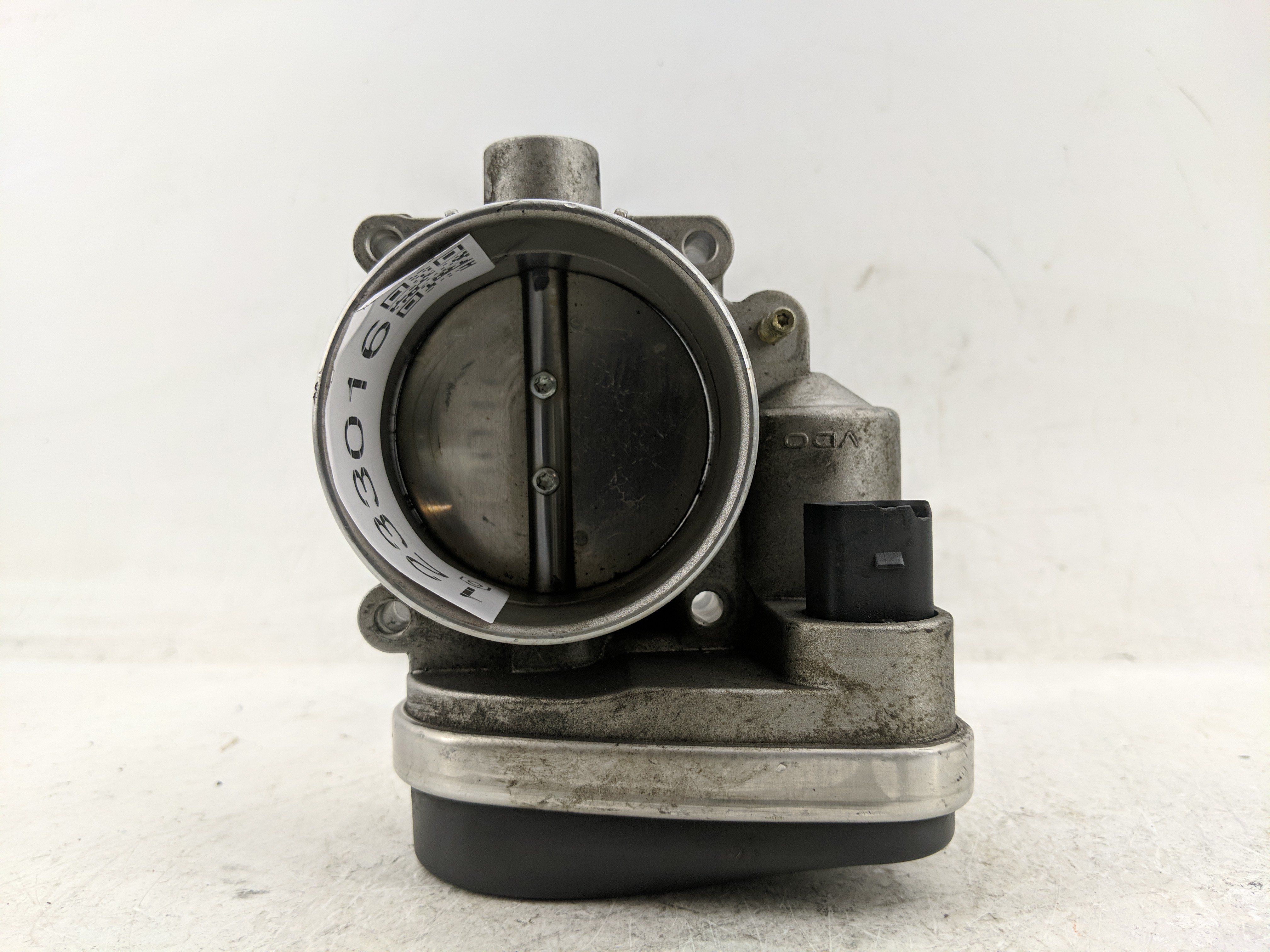 Picture of 2001-2005 Bmw 530i Throttle Body 1233016