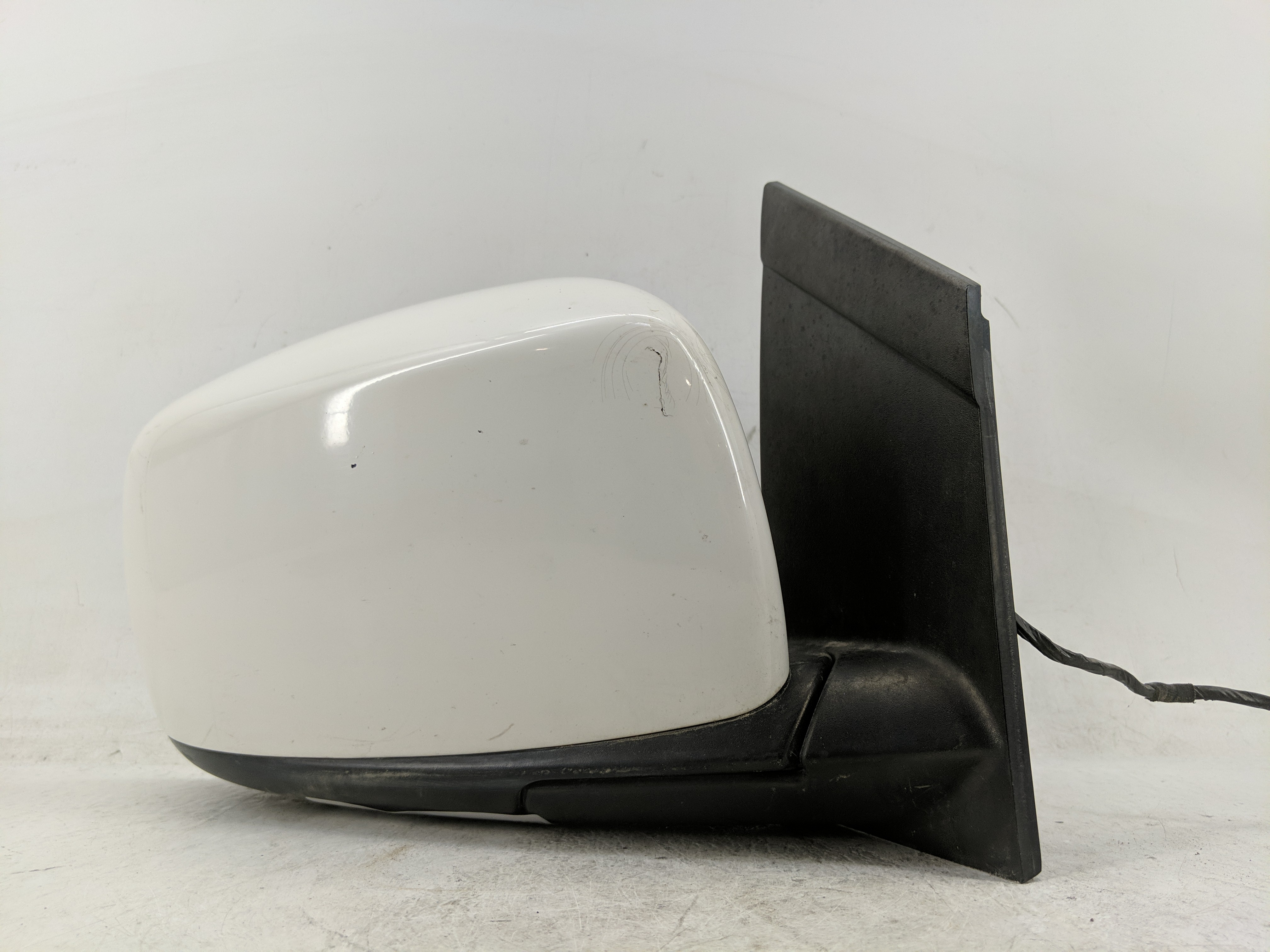 2011 Chrysler Town & Country Passenger Right Side View Power Door Mirror 1233208 - Oemusedautoparts1.com