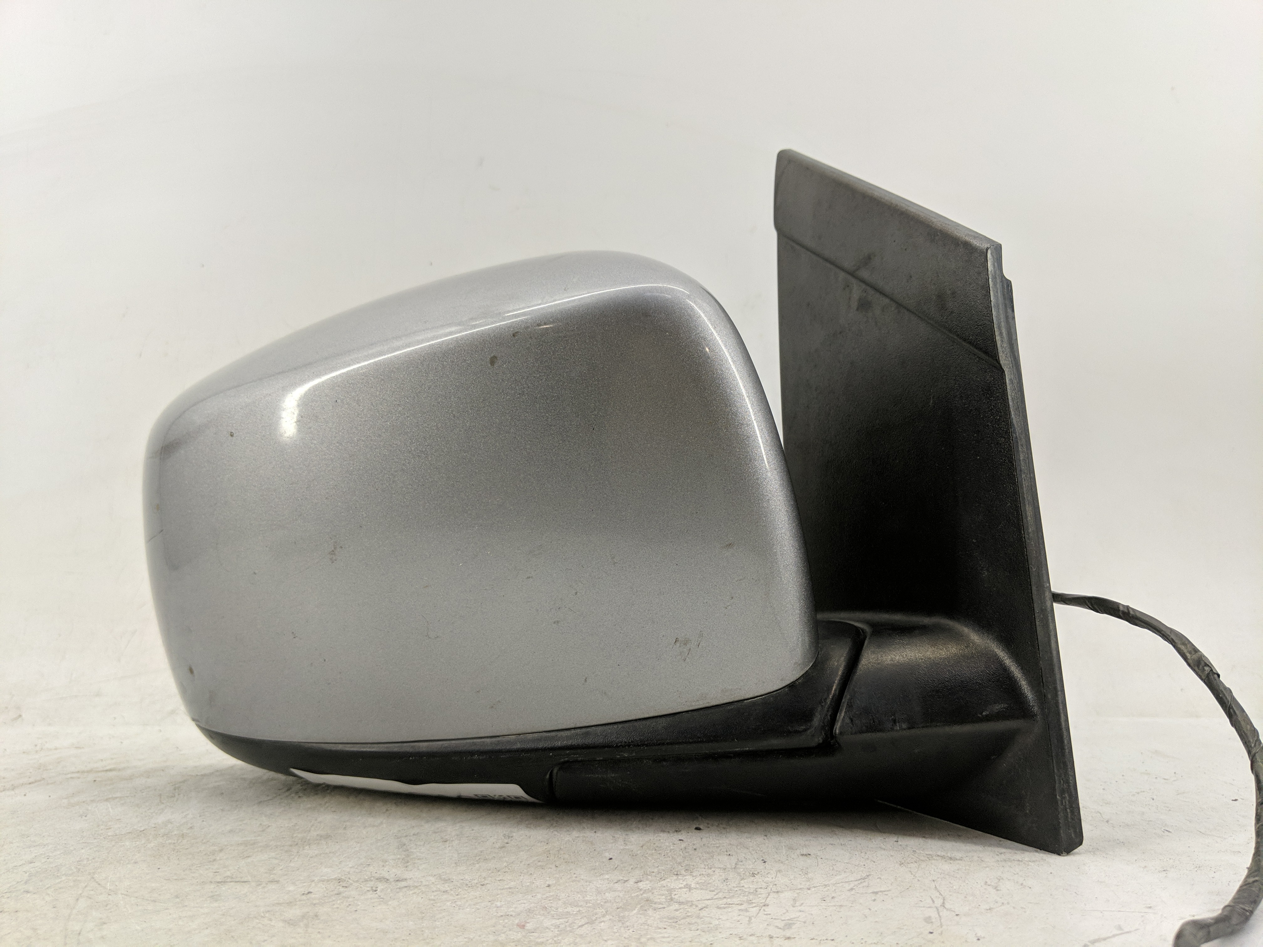 2011 Chrysler Town & Country Passenger Right Side View Power Door Mirror 1233216 - Oemusedautoparts1.com