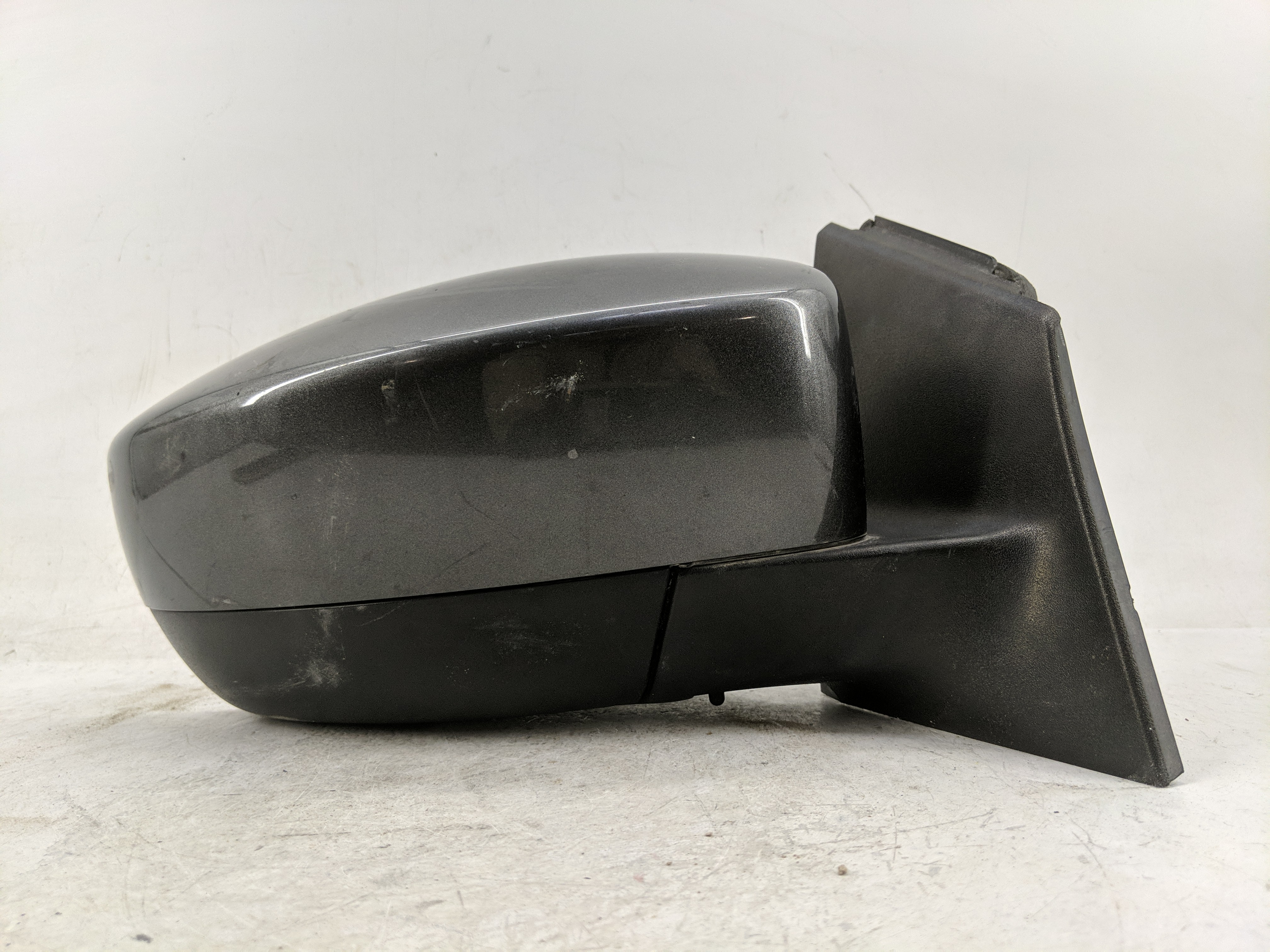 2018-2018 Ford Focus Passenger Right Side View Power Door Mirror Gray 1233219 - Oemusedautoparts1.com