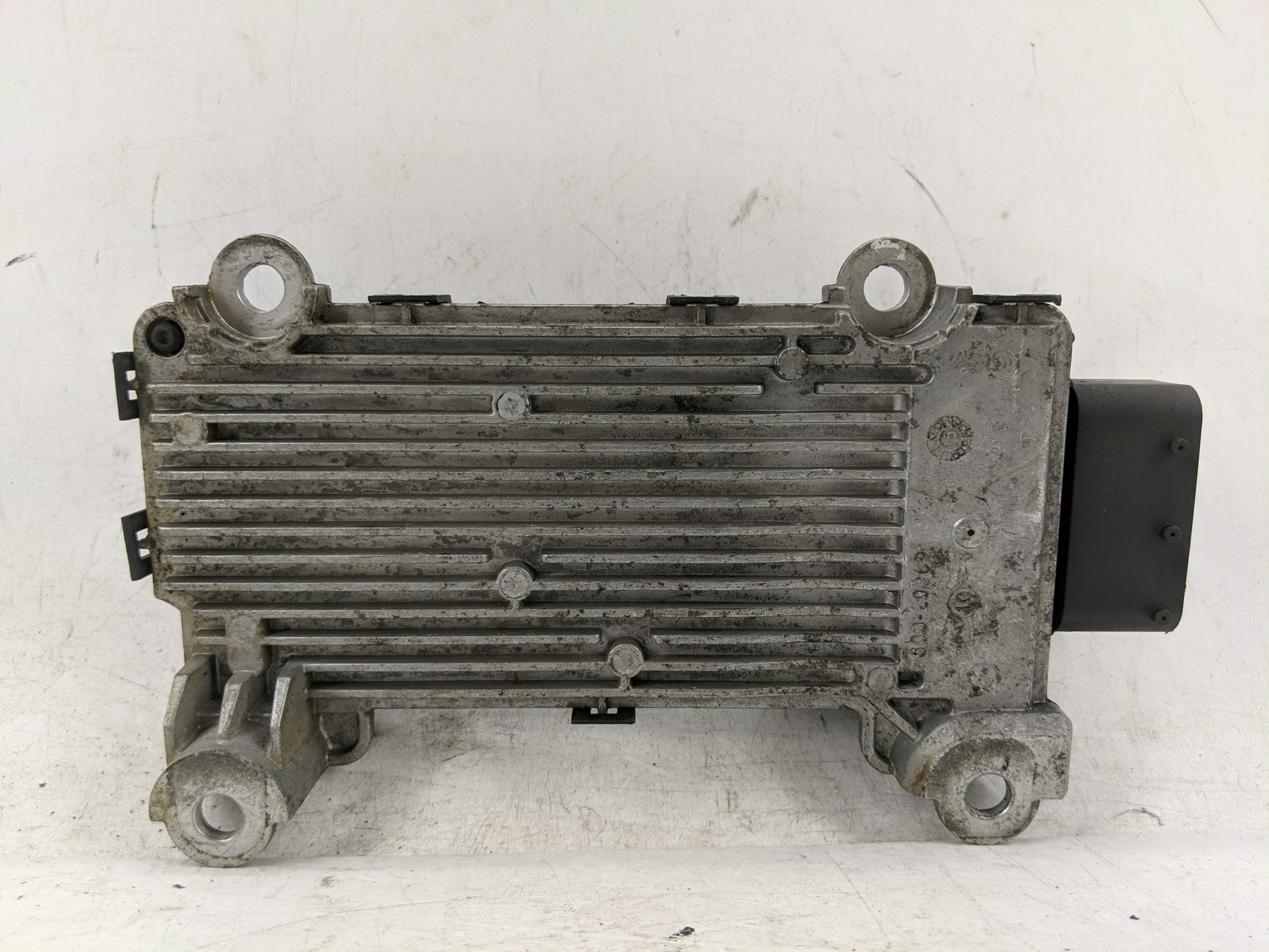 2015-2017 Chrysler 200 Transmission Control Module Tcu Tcm P682490614aa 1233406 - Oemusedautoparts1.com