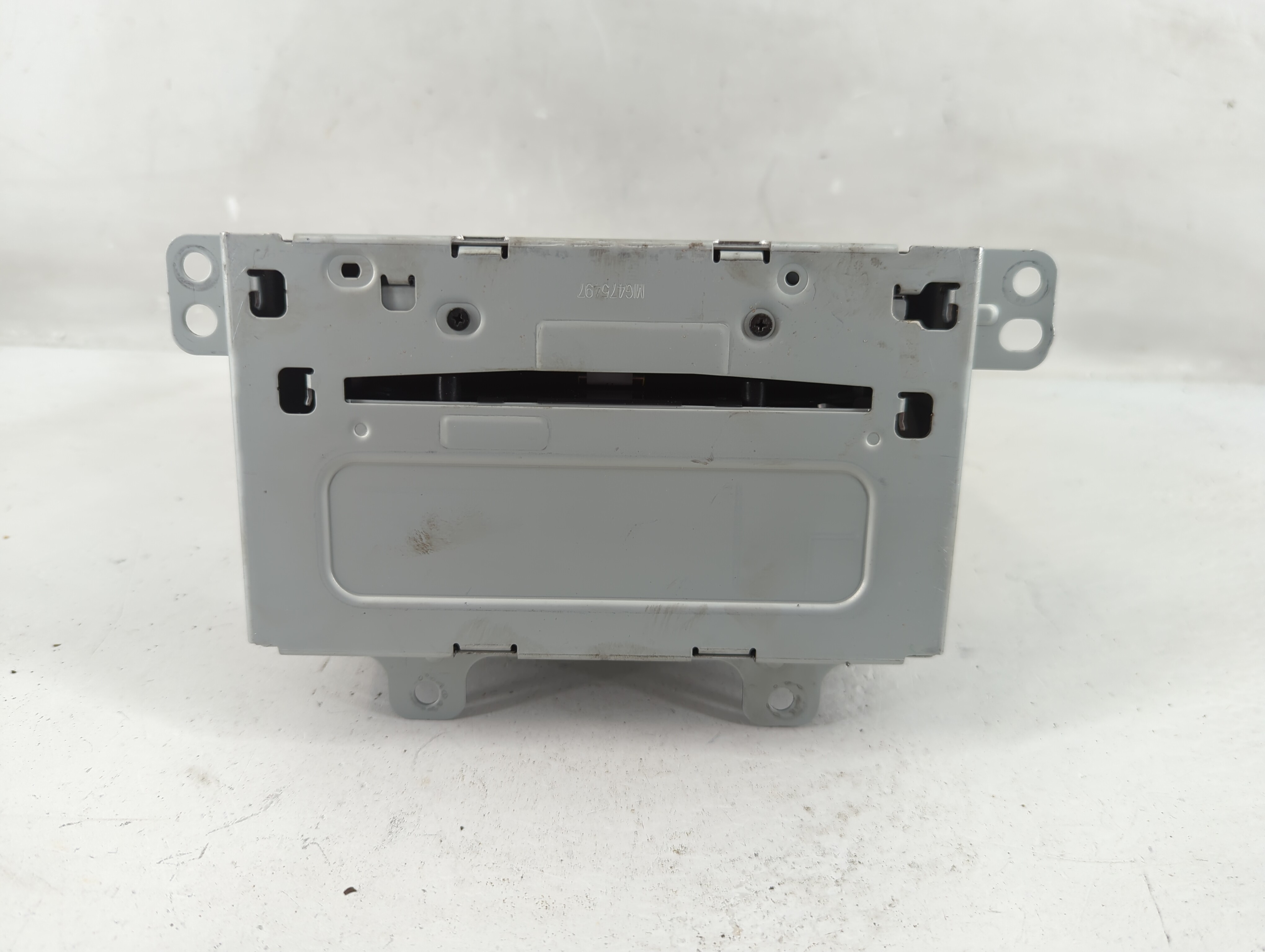 2012-2012 Chevrolet Cruze Am Fm Cd Player Radio Receiver 1233536 - Oemusedautoparts1.com