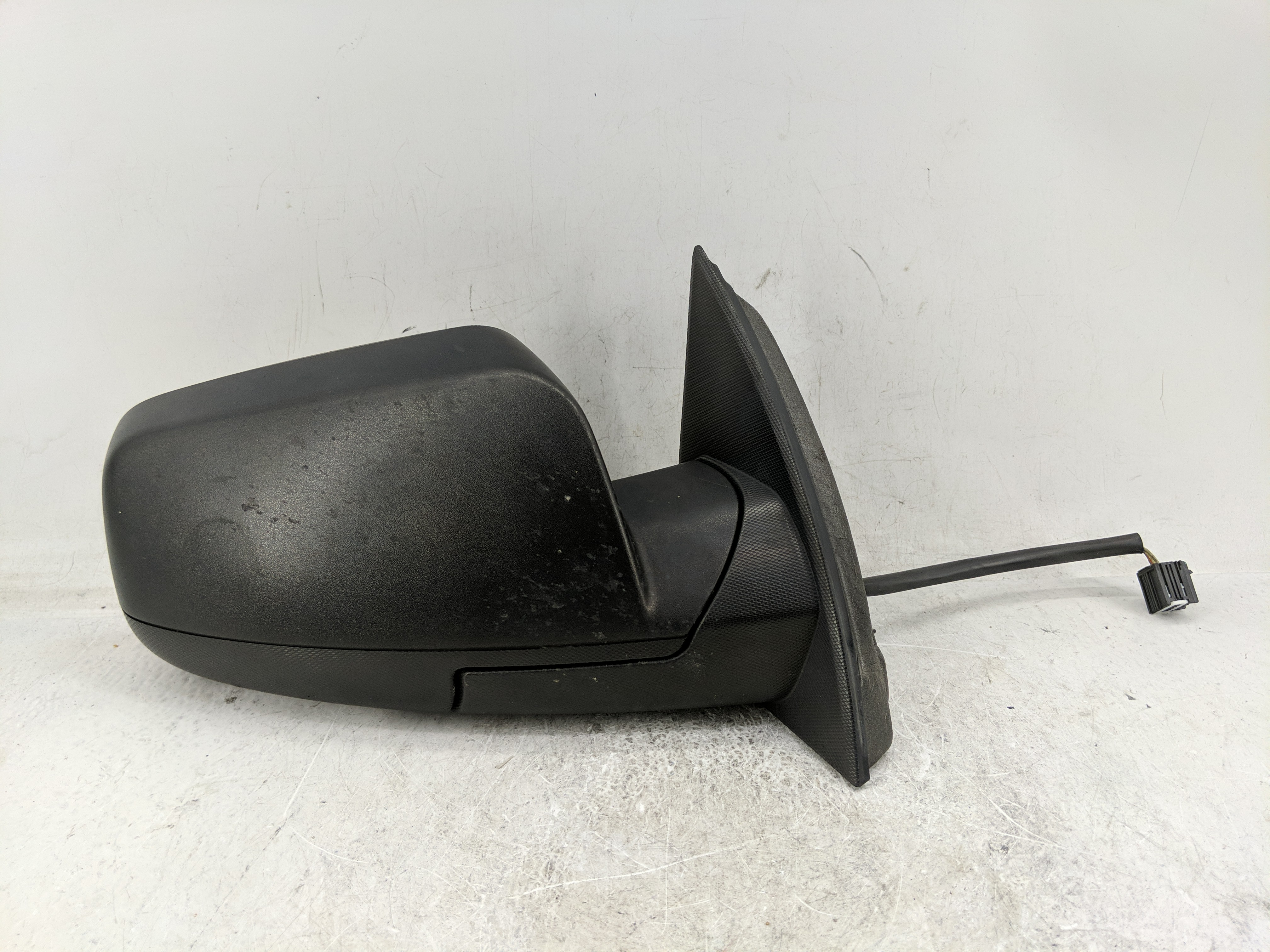 2010-2011 Chevrolet Equinox Passenger Right Side View Power Door Mirror 1233600 - Oemusedautoparts1.com