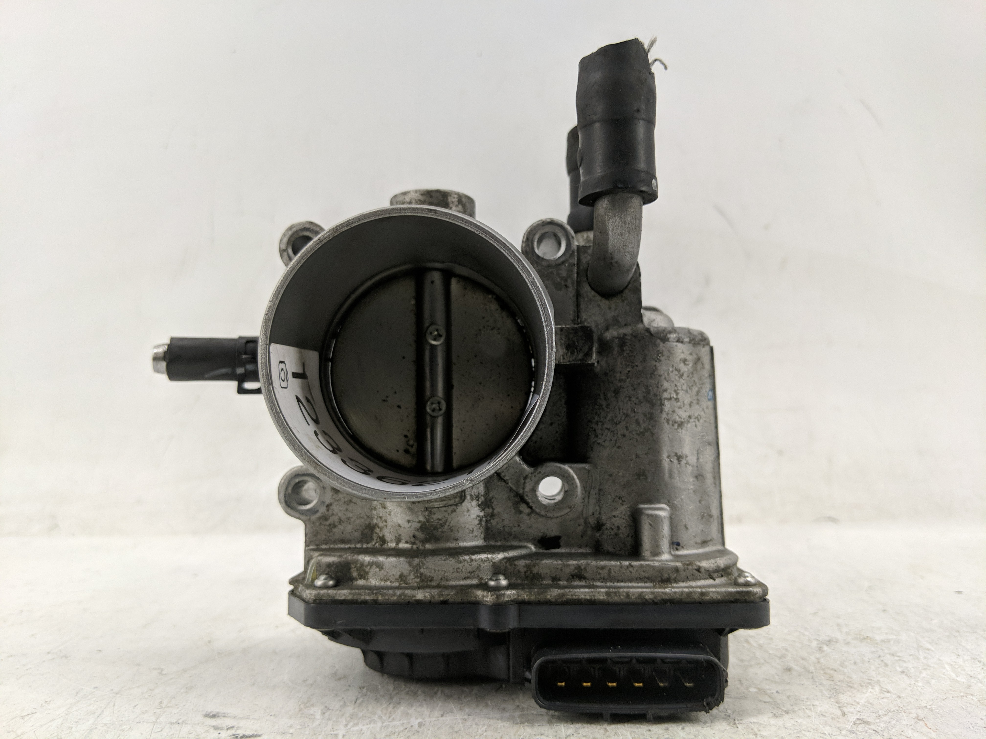 Picture of 2012-2017 Hyundai Veloster Throttle Body 1233621
