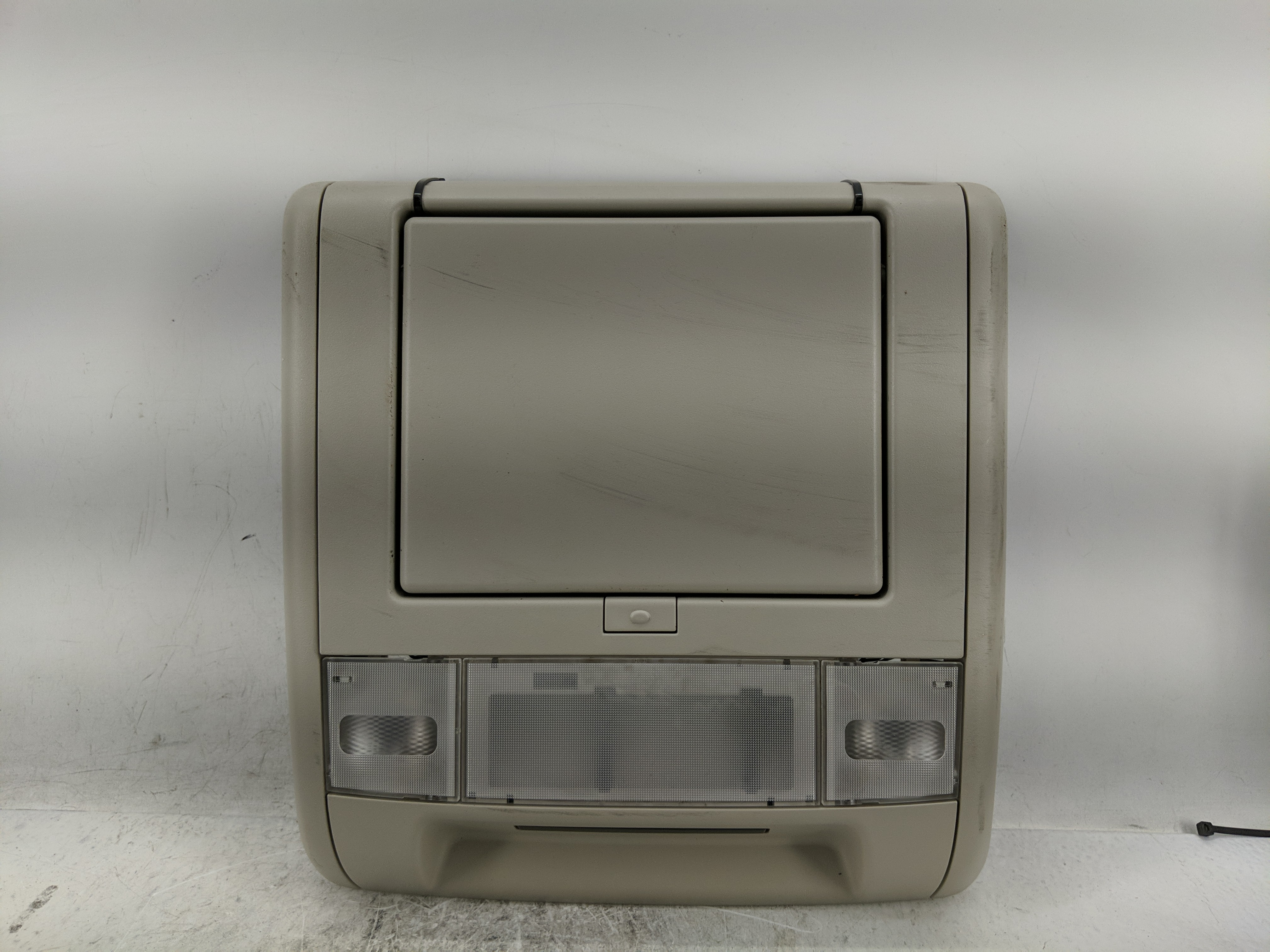 2007-2014 Gmc Yukon Information Display Screen 1233692 - Oemusedautoparts1.com