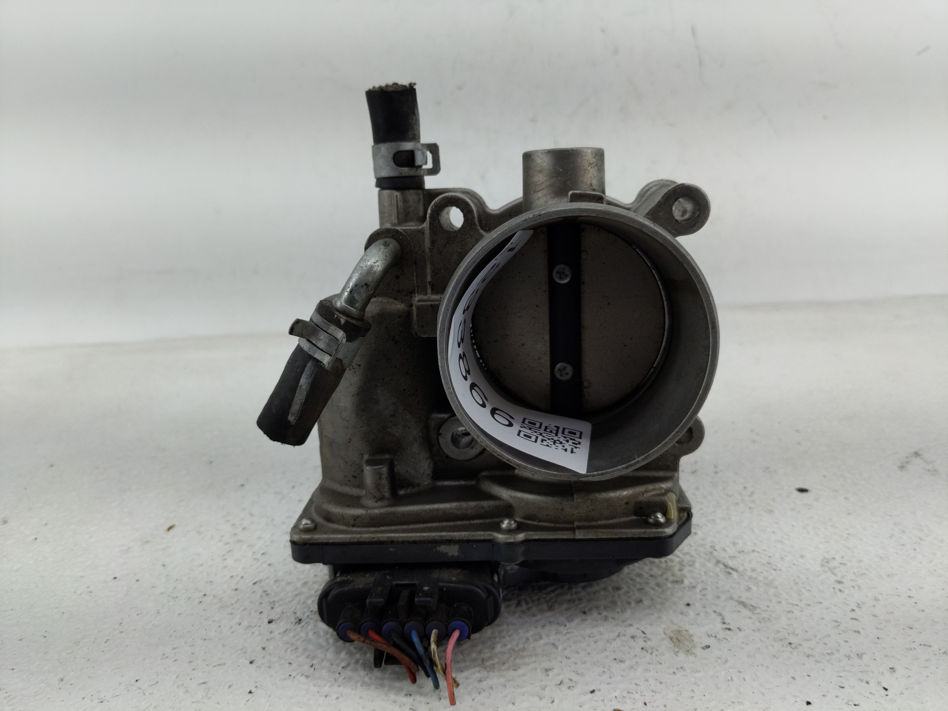 Picture of 2013-2019 Subaru Legacy Throttle Body 1233866
