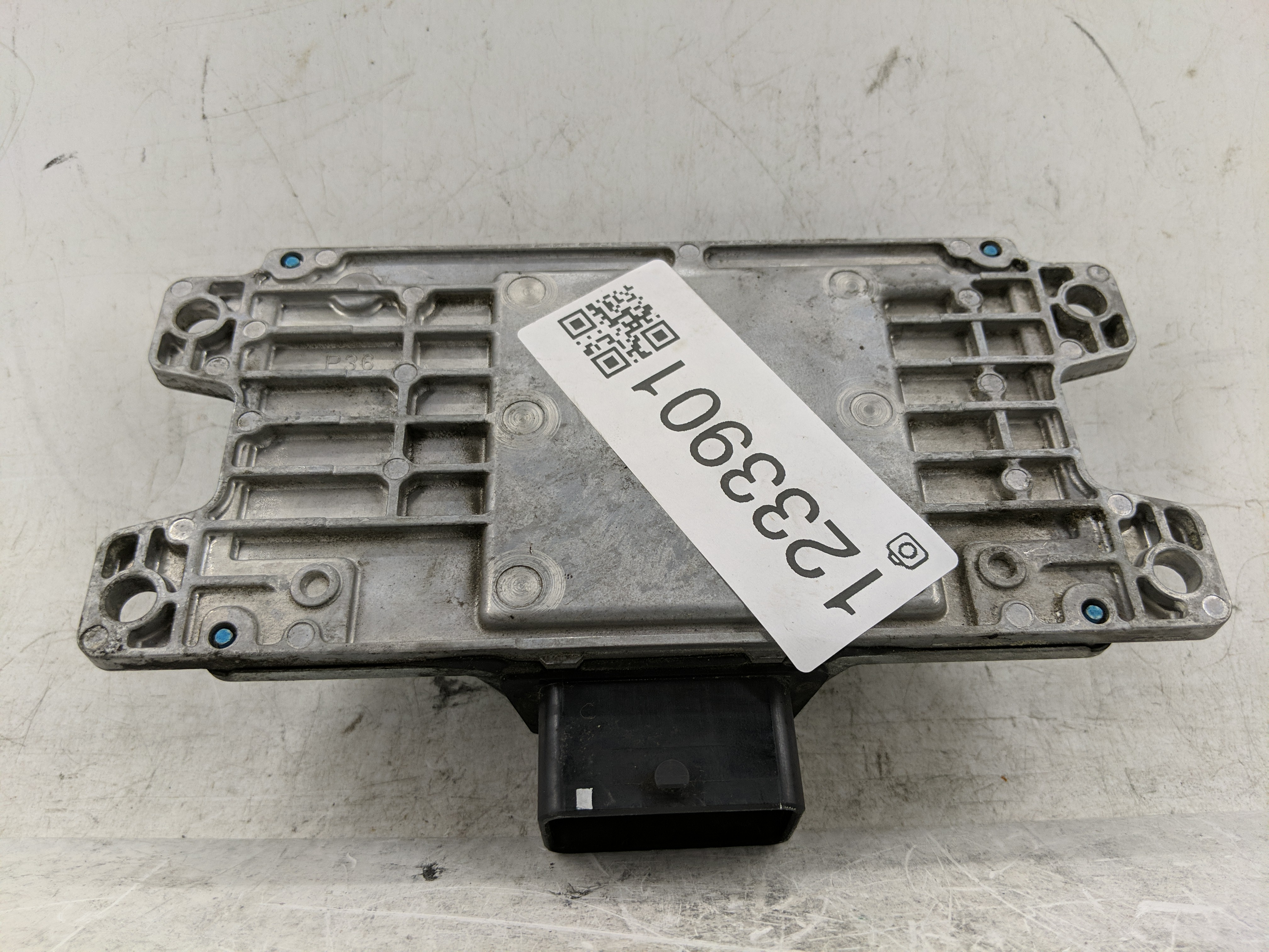 Picture of 2014-2014 Nissan Juke Chassis Control Module Ccm Bcm Body Control 1233901