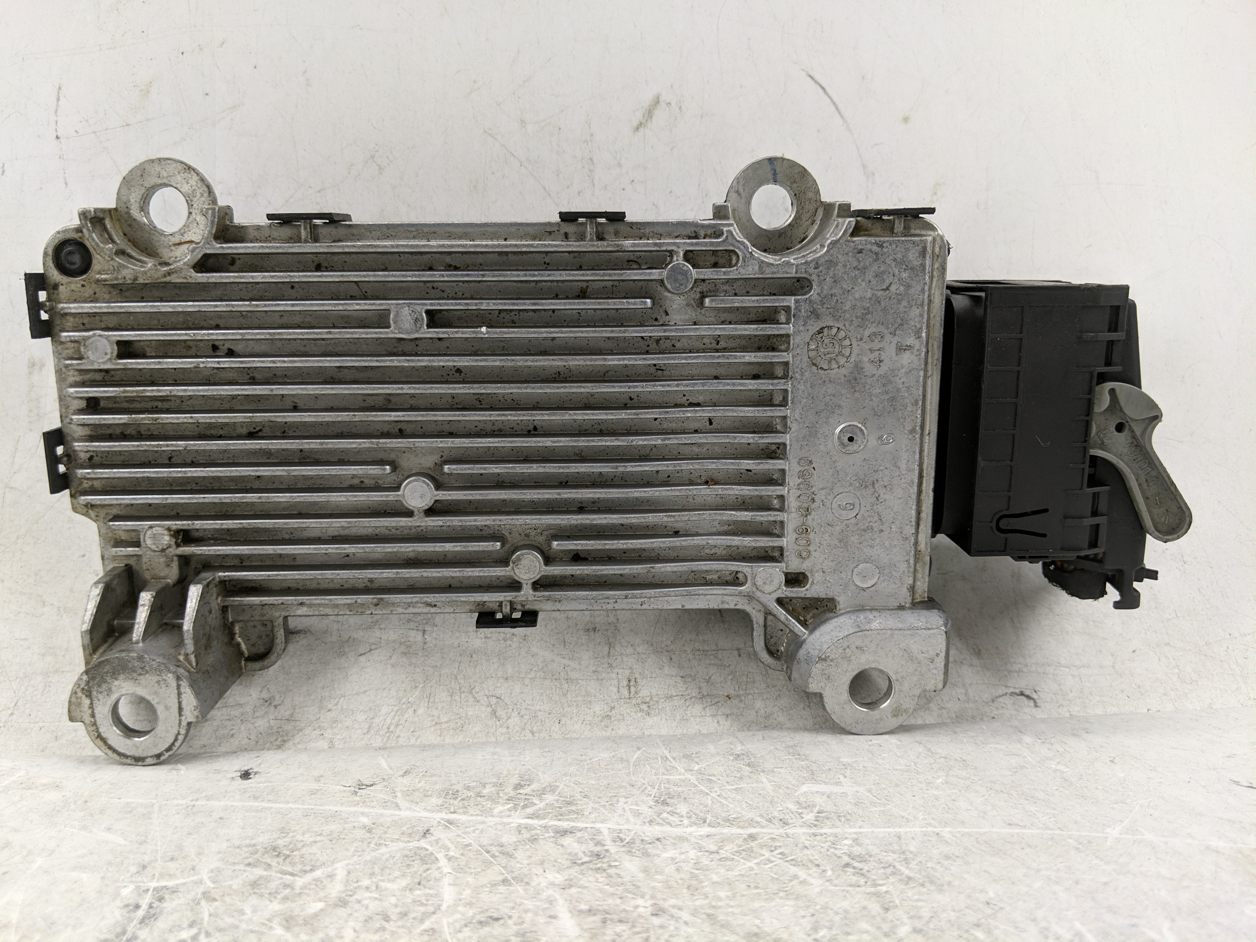 Picture of 2015-2020 Jeep Renegade Chassis Control Module Ccm Bcm Body Control 1233902