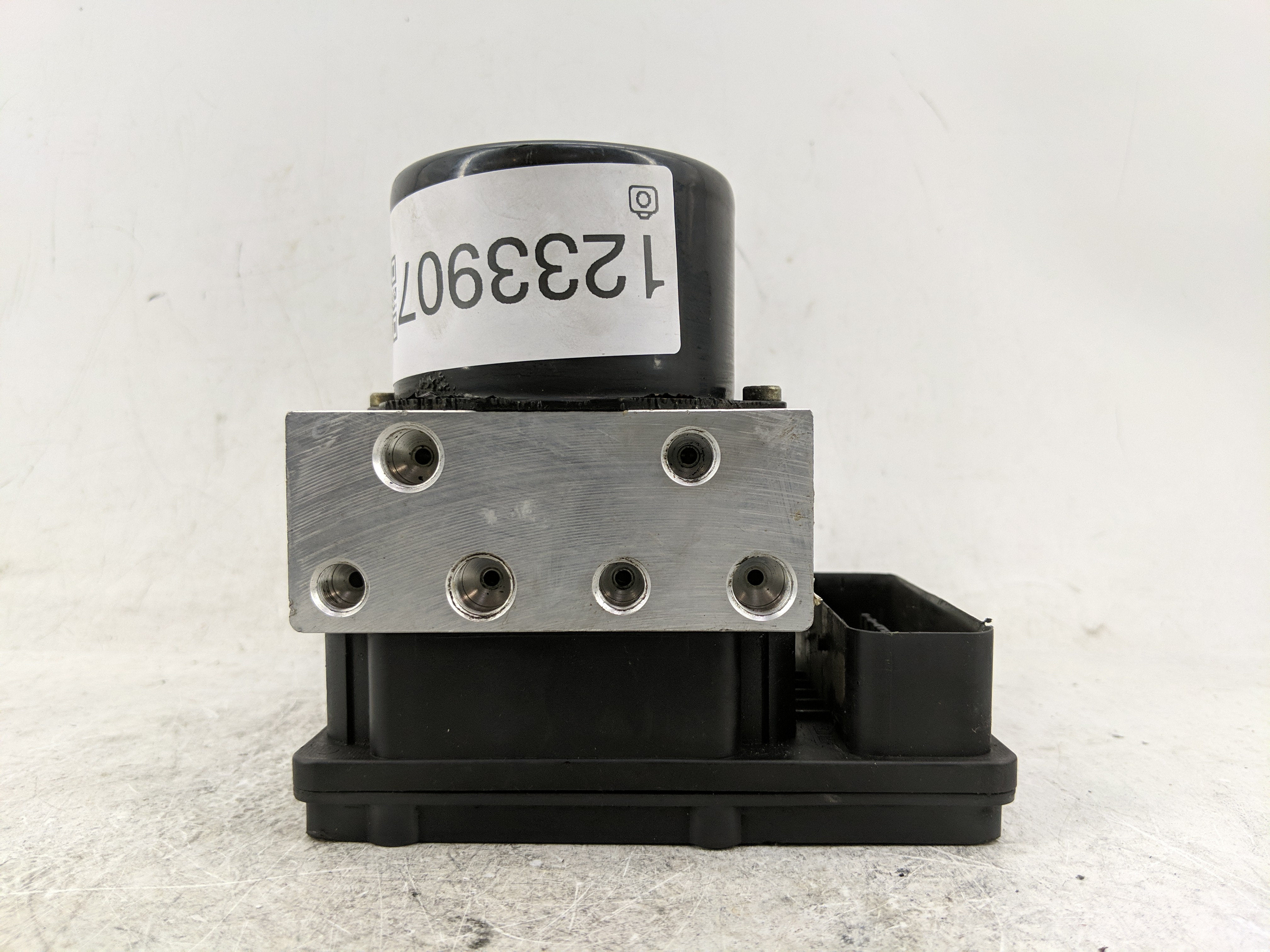 2005-2006 Chrysler Pacifica Abs Pump Control Module 1233907 - Oemusedautoparts1.com