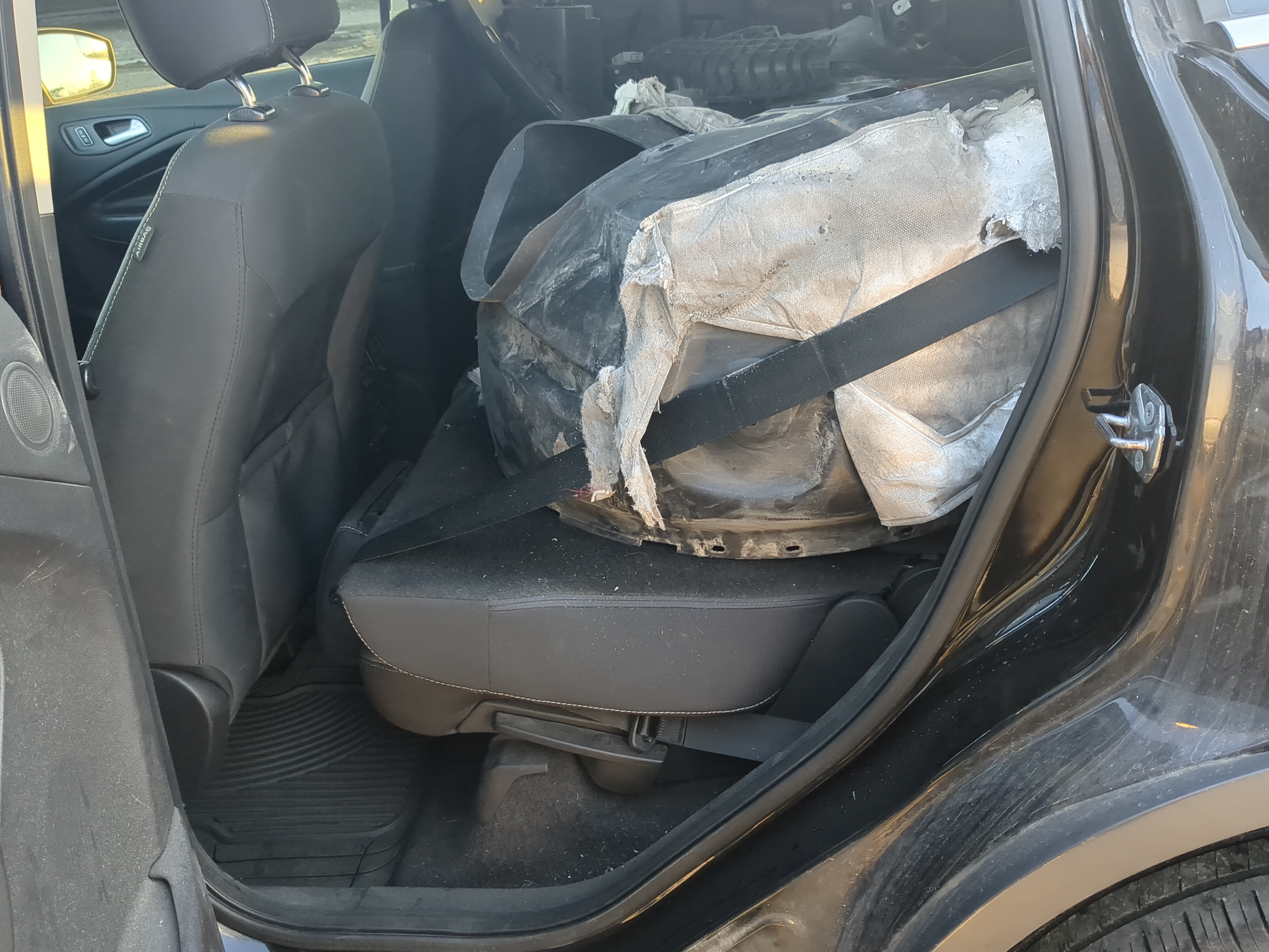 2016 Ford Escape Rear Seat Oem 1234038 - Oemusedautoparts1.com