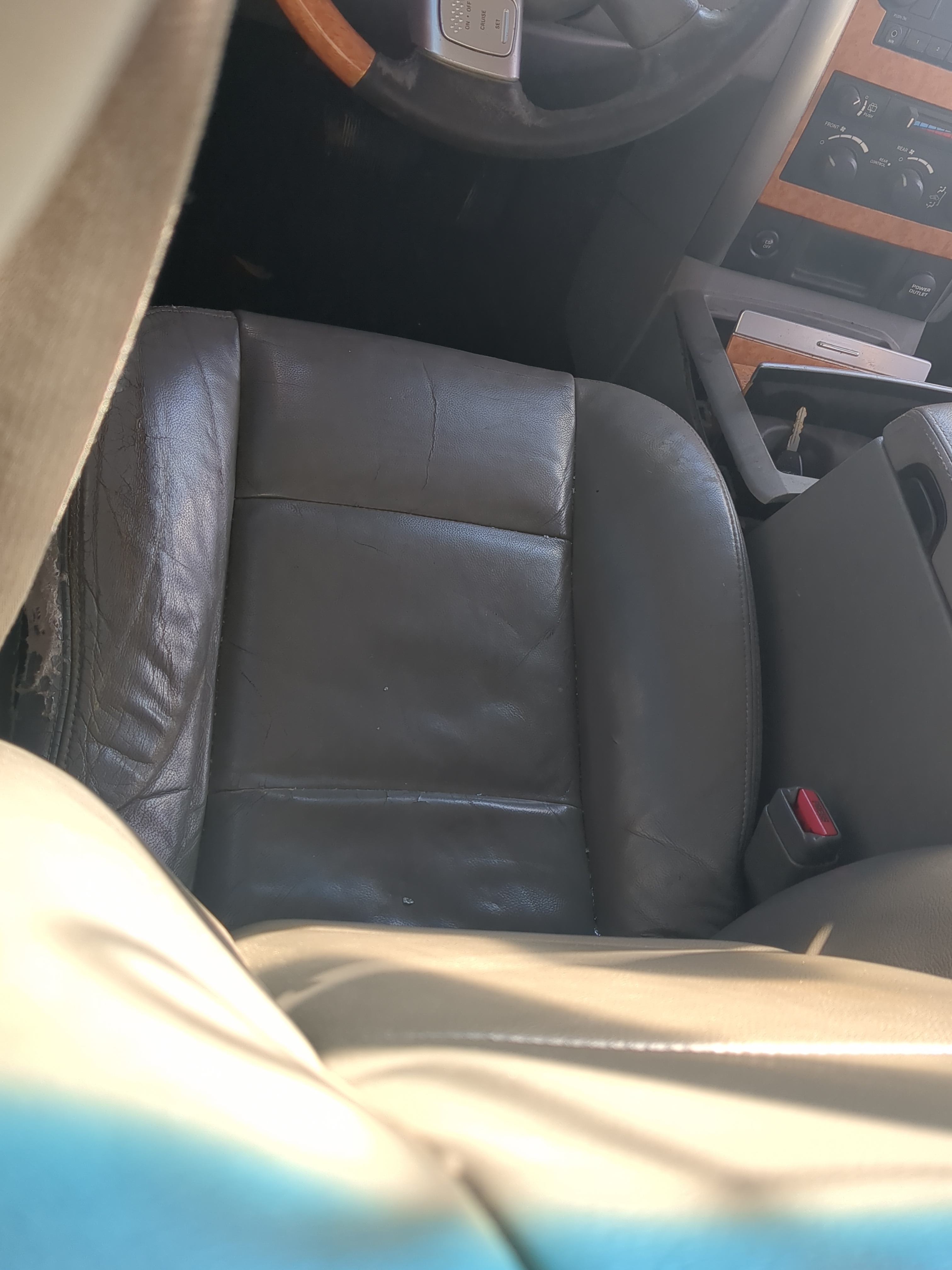 2007-2009 Chrysler Aspen Driver Front Seat Oem 1234341 - Oemusedautoparts1.com