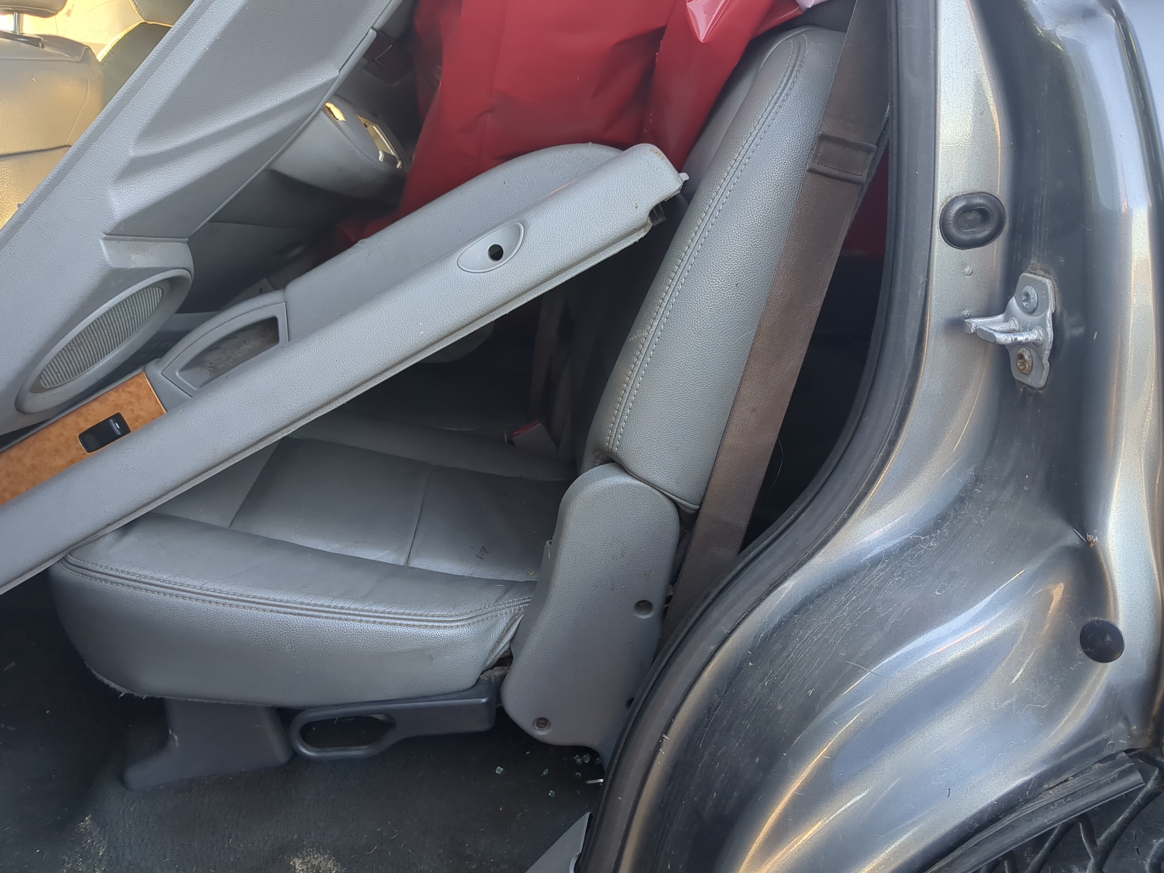 Picture of 2007 Chrysler Aspen Rear Seat Oem 1234358