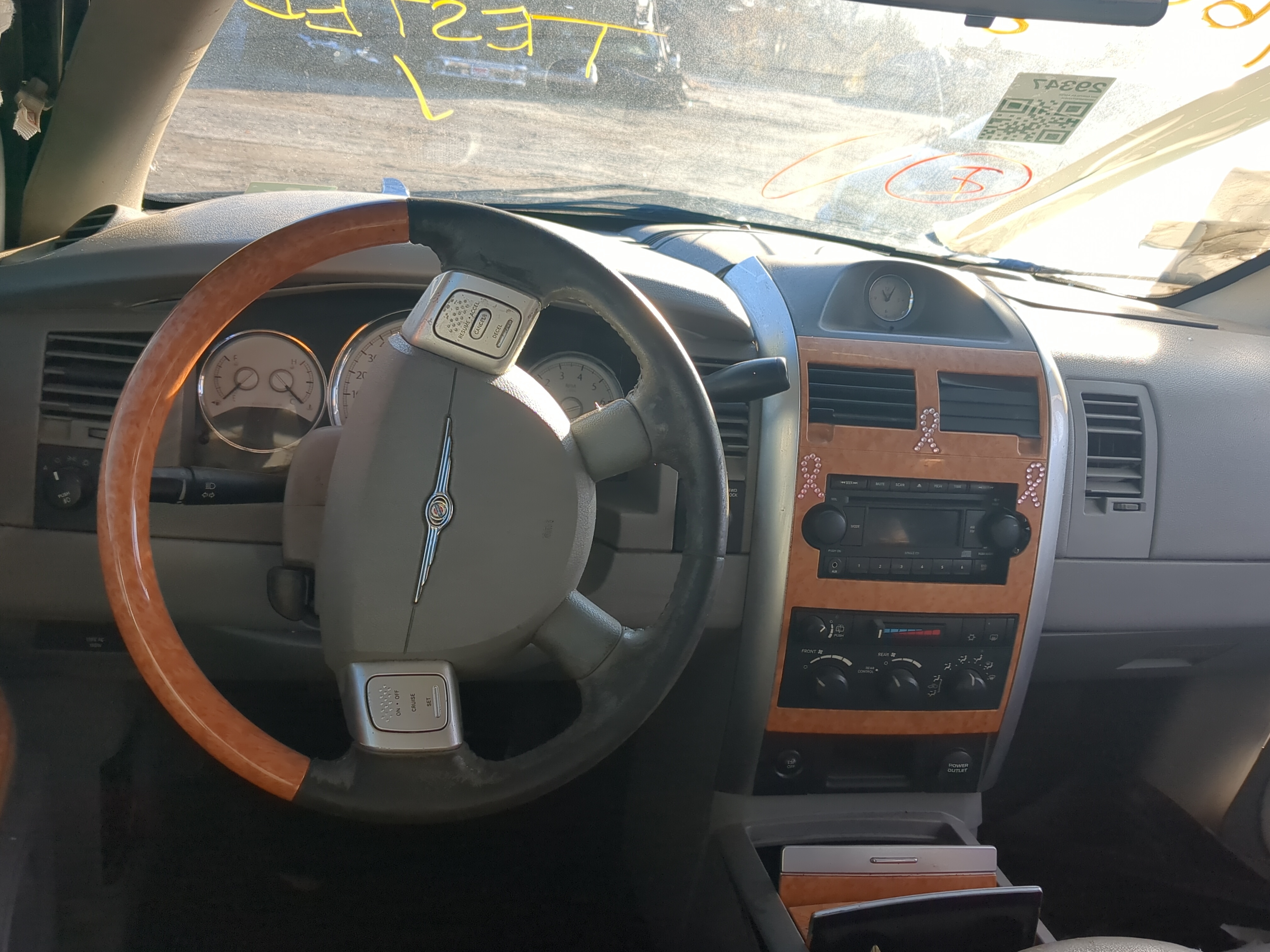 2007-2009 Chrysler Aspen Air Bag Driver Left Steering Wheel Mounted 1234373 - Oemusedautoparts1.com