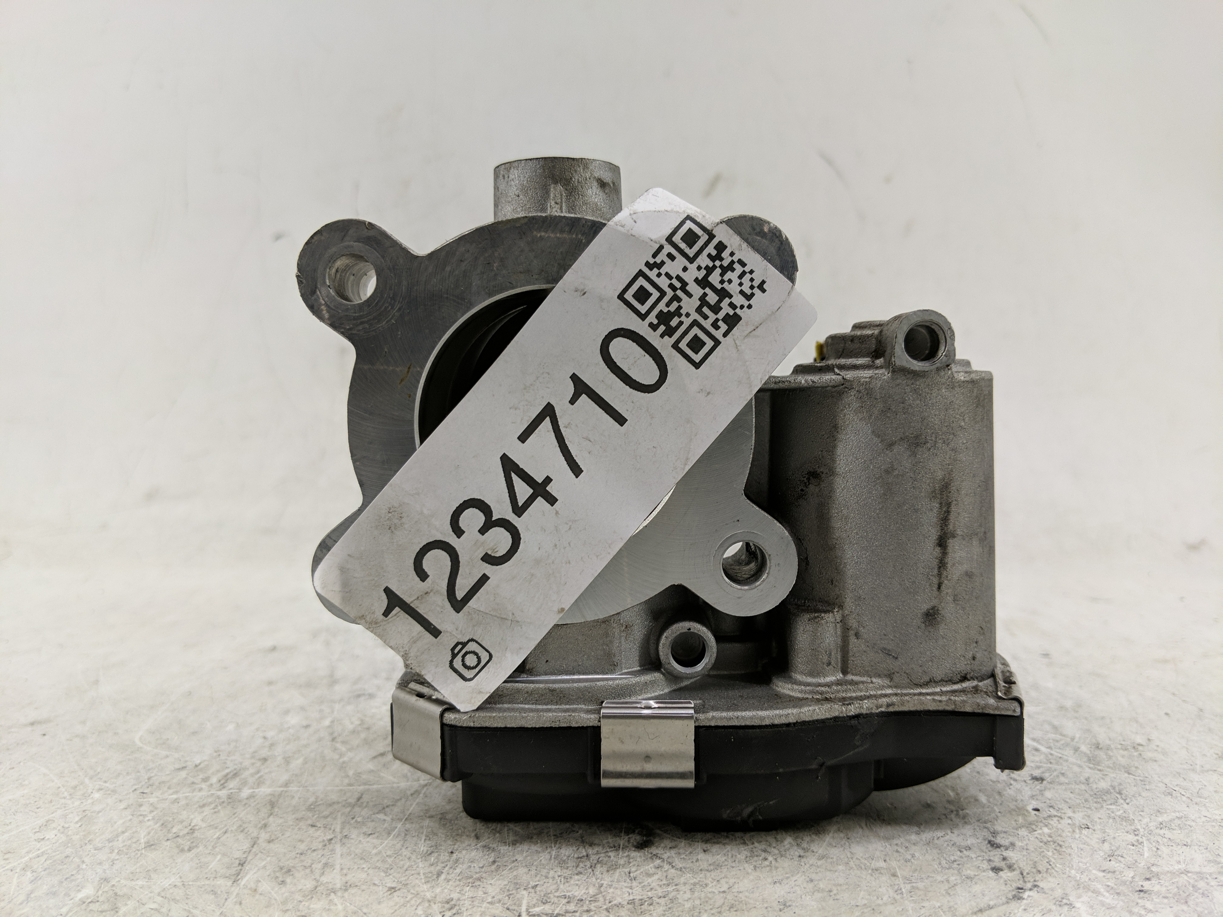 2017-2019 Chevrolet Cruze Throttle Body 1234710 - Oemusedautoparts1.com