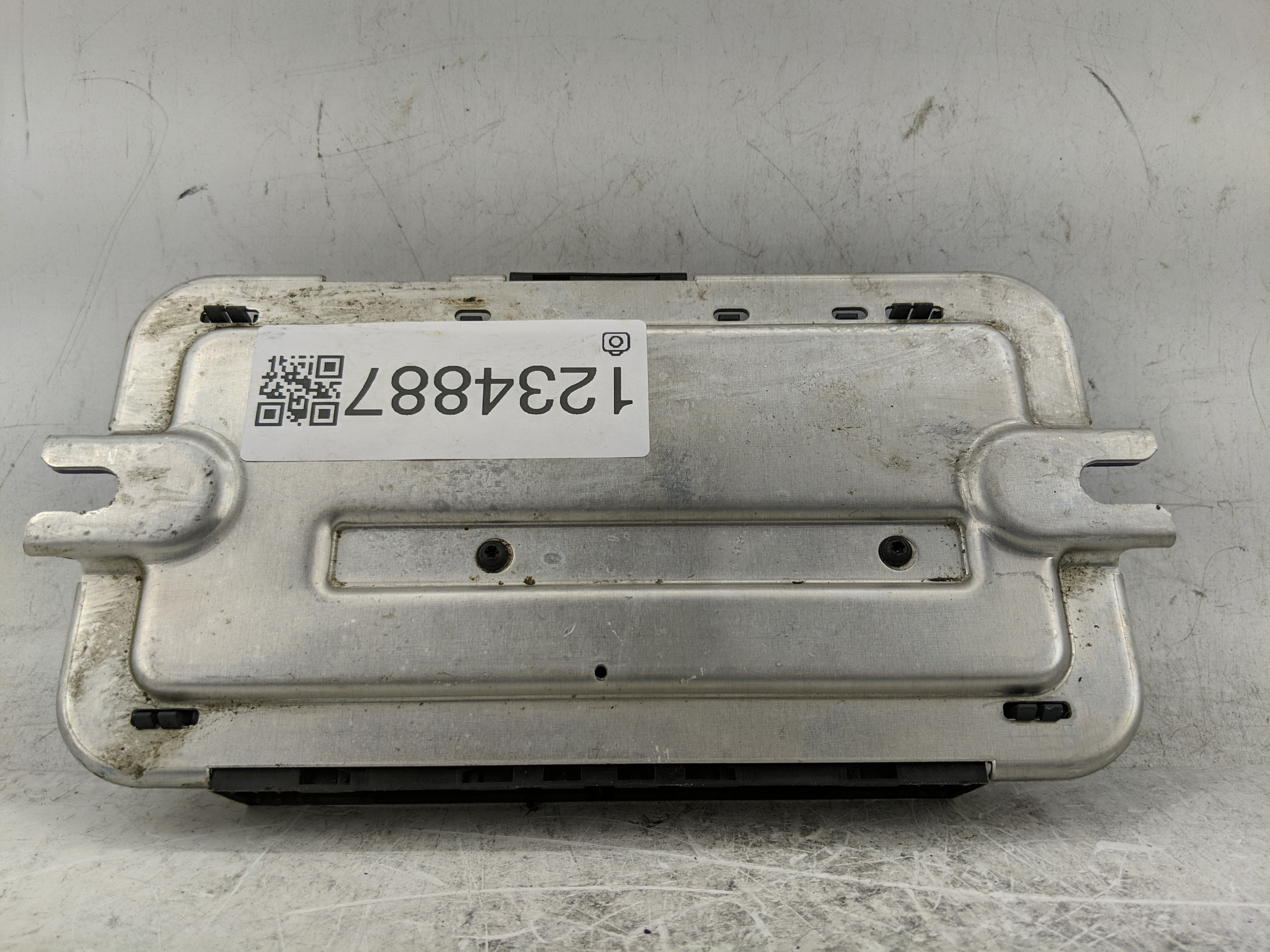 2012-2012 Audi Q7 Engine Control Computer Ecu Pcm Ecm Pcu Oem 1234887 - Oemusedautoparts1.com