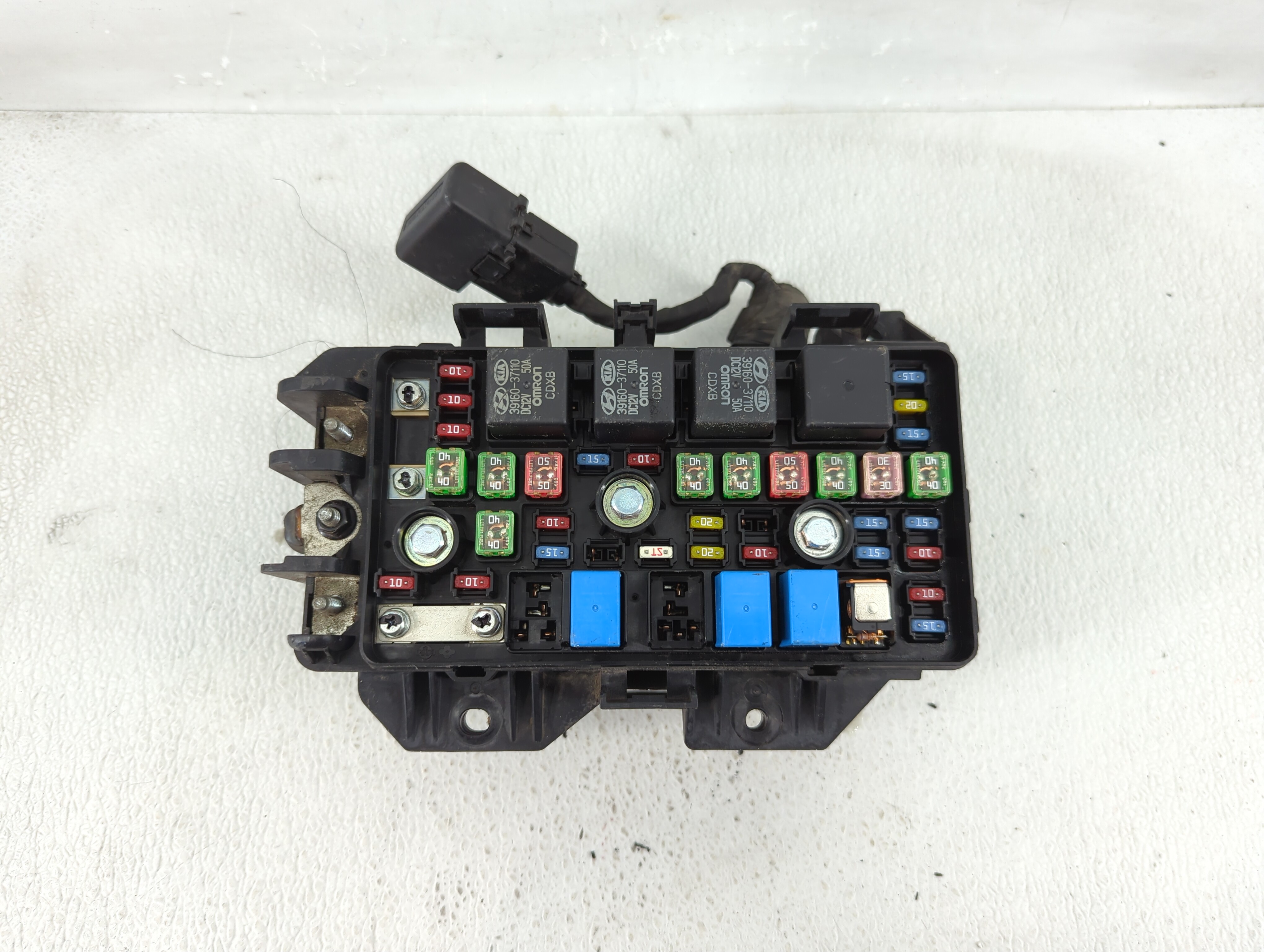 Picture of 2007-2007 Hyundai Veracruz Fusebox Fuse Box Relay Module 91950-3j020 1234898