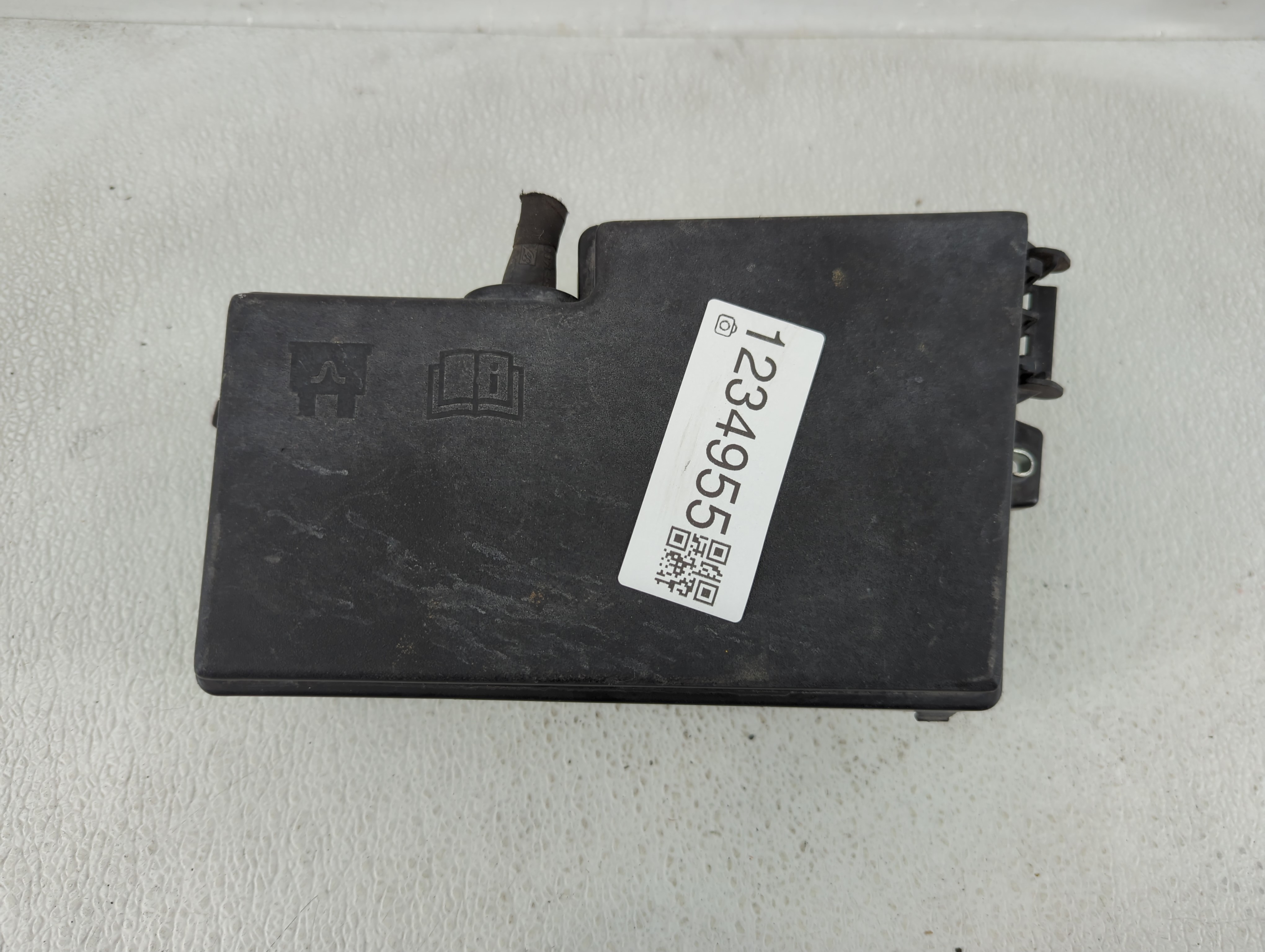 2012-2014 Ford Focus Fusebox Fuse Box Relay Module Dv6t-14a073-ce 1234955 - Oemusedautoparts1.com