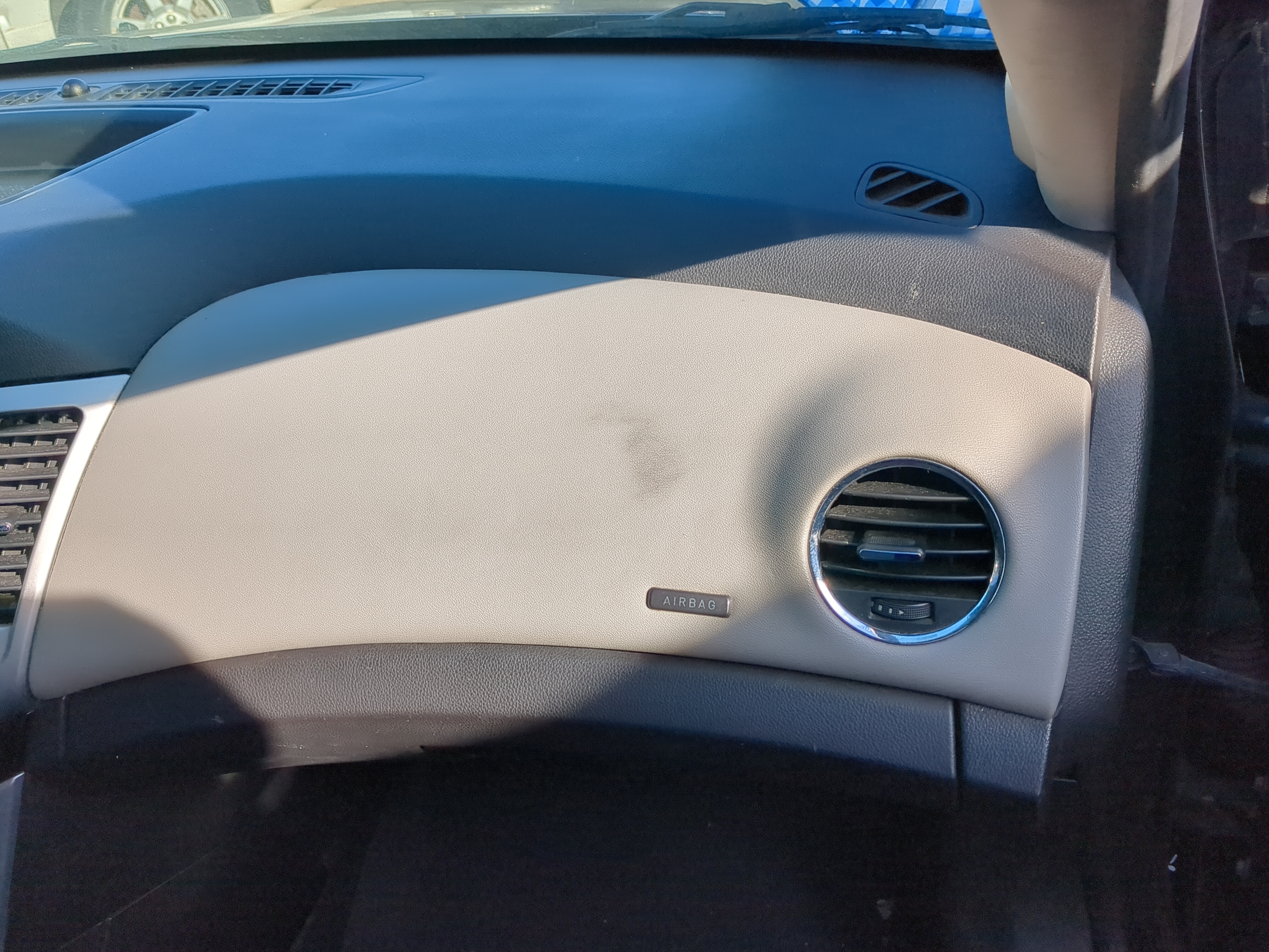 2013-2015 Chevrolet Cruze Air Bag Passenger Right Dashboard Oem 1234983 - Oemusedautoparts1.com