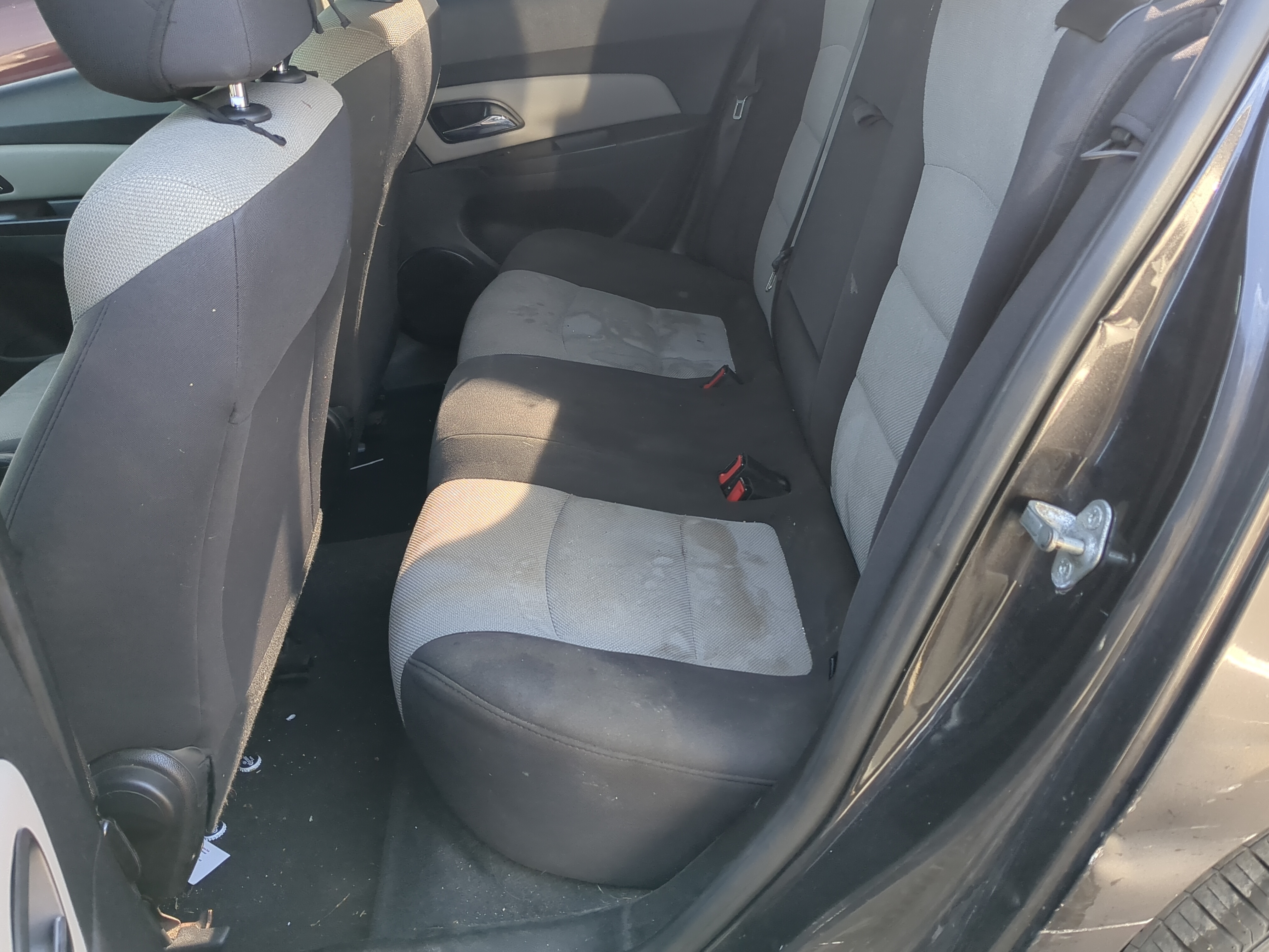 Picture of 2014 Chevrolet Cruze Rear Seat Oem 1235077