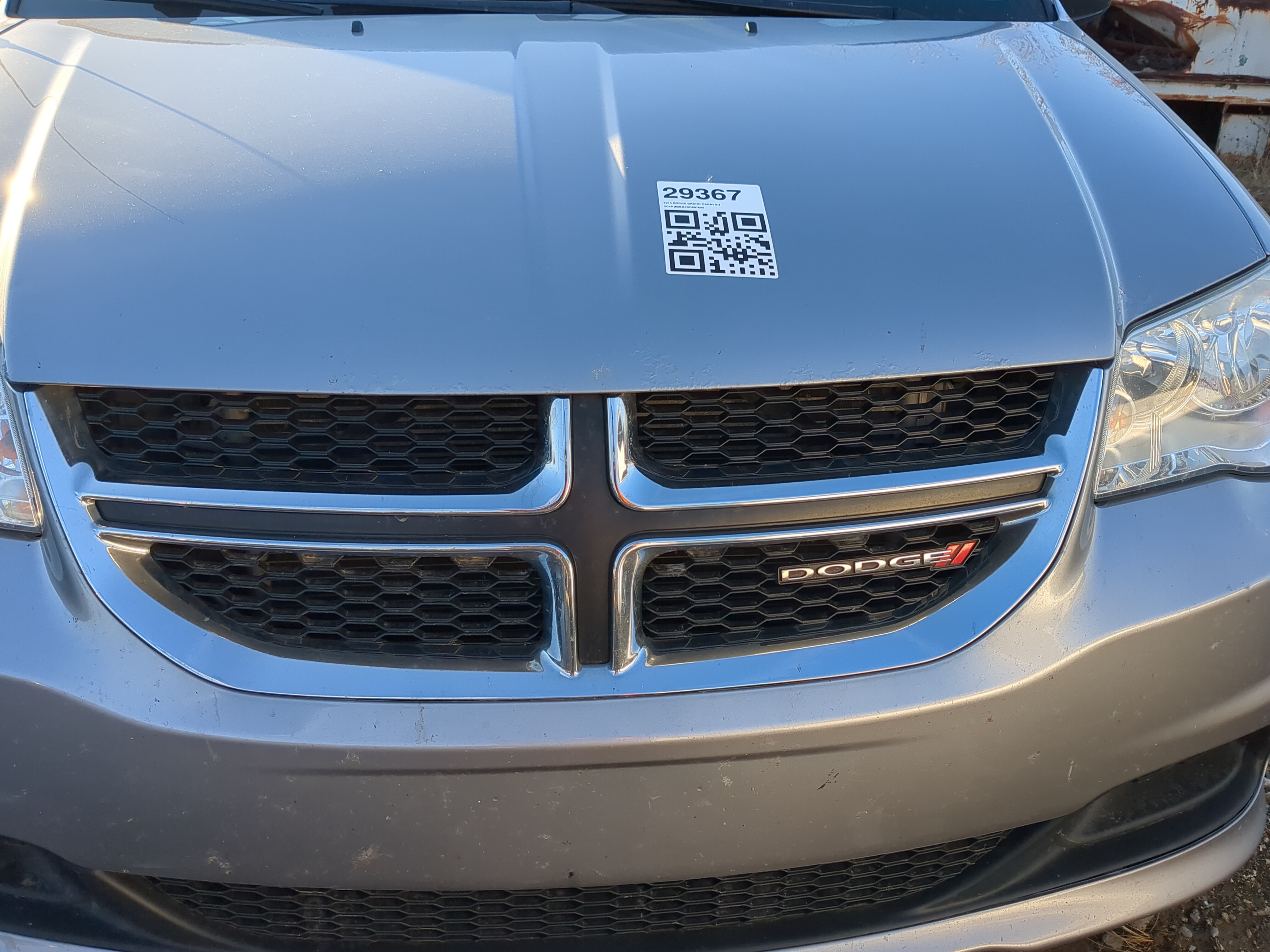 2011-2020 Dodge Grand Caravan Front Grille Bumper Not Included 1235165 - Oemusedautoparts1.com