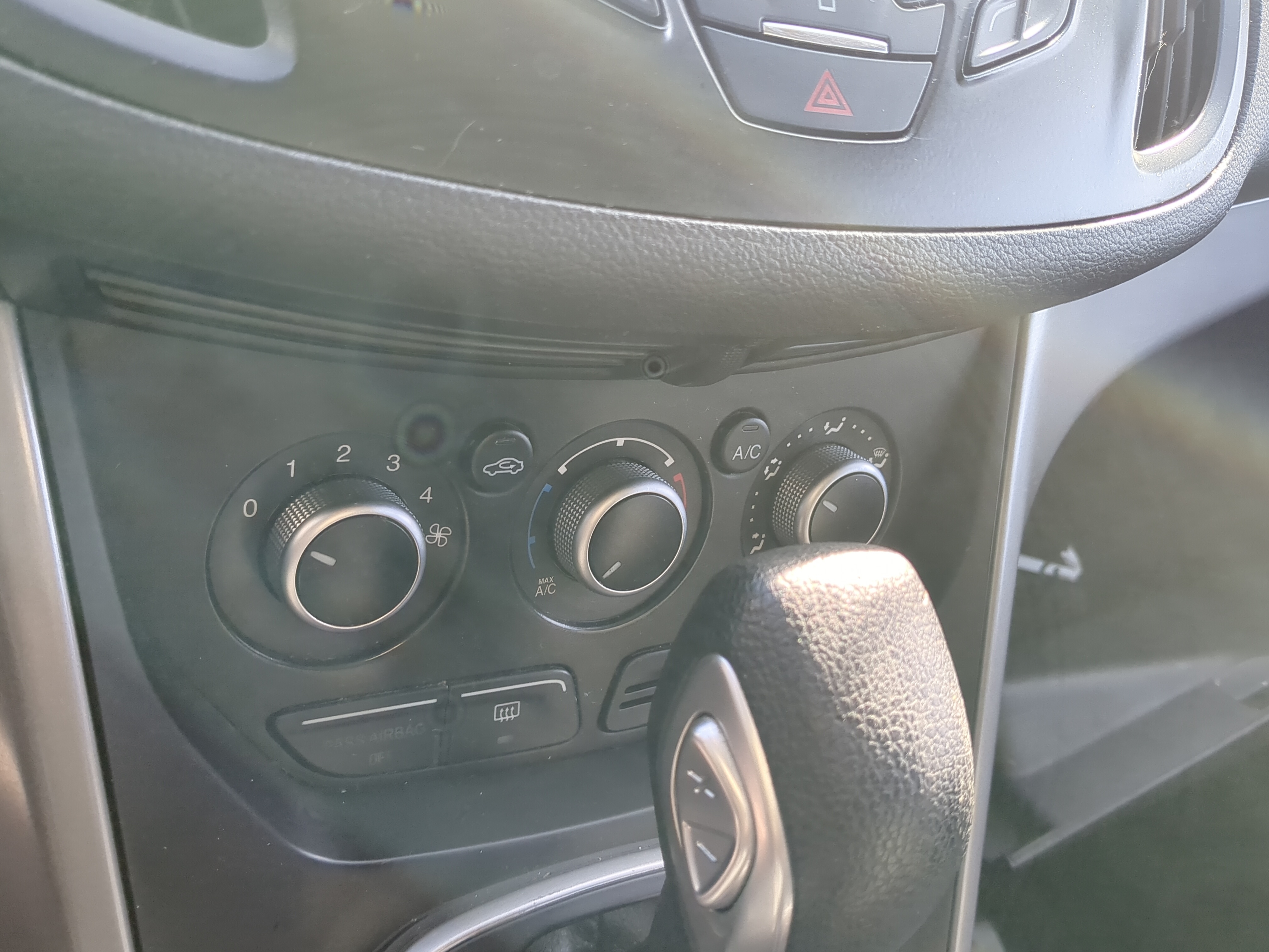 2013-2016 Ford Escape Ac Heater Climate Control 1235355 - Oemusedautoparts1.com