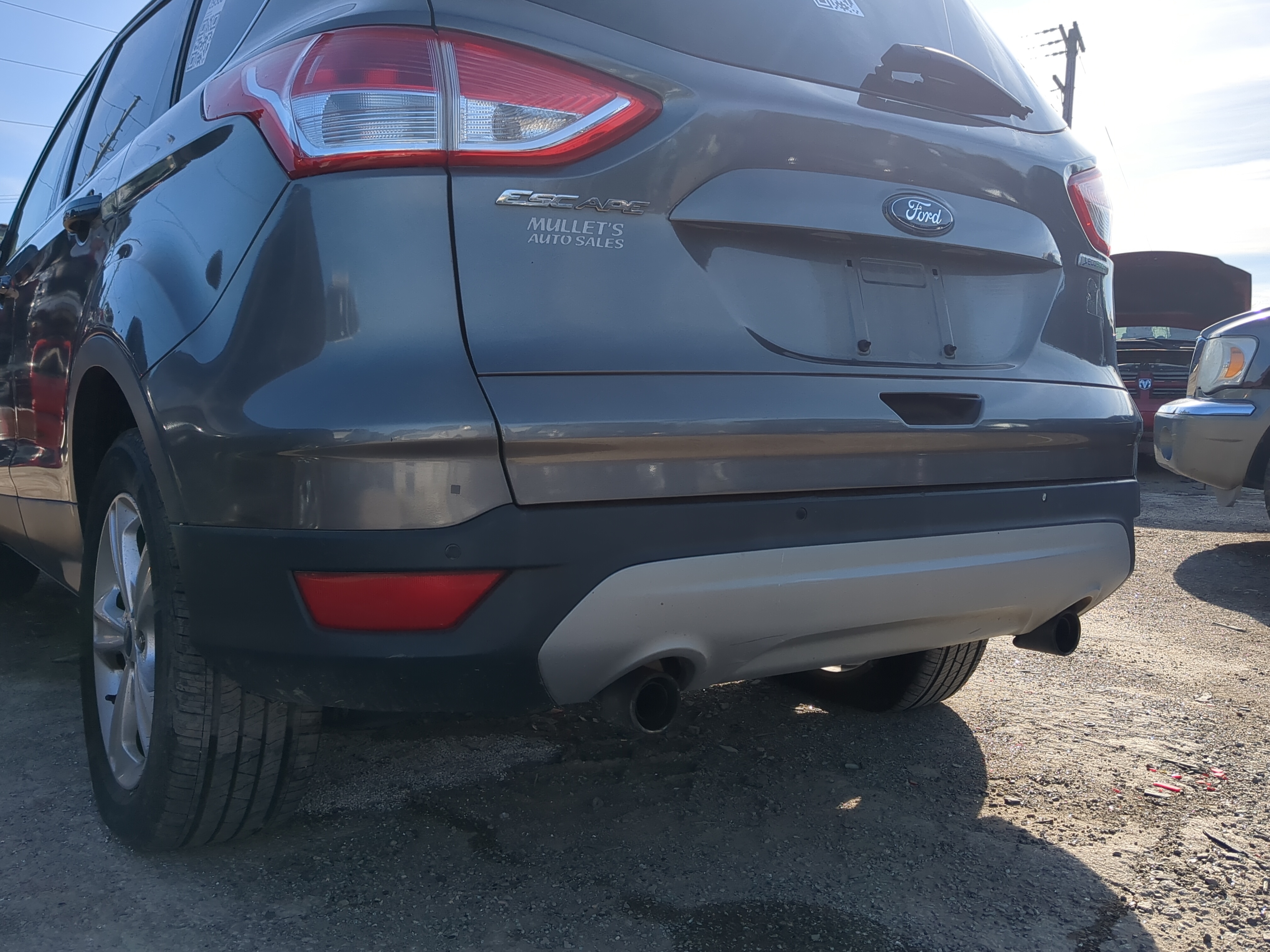 2013-2016 Ford Escape Rear Bumper Assembly Oem 1235455 - Oemusedautoparts1.com