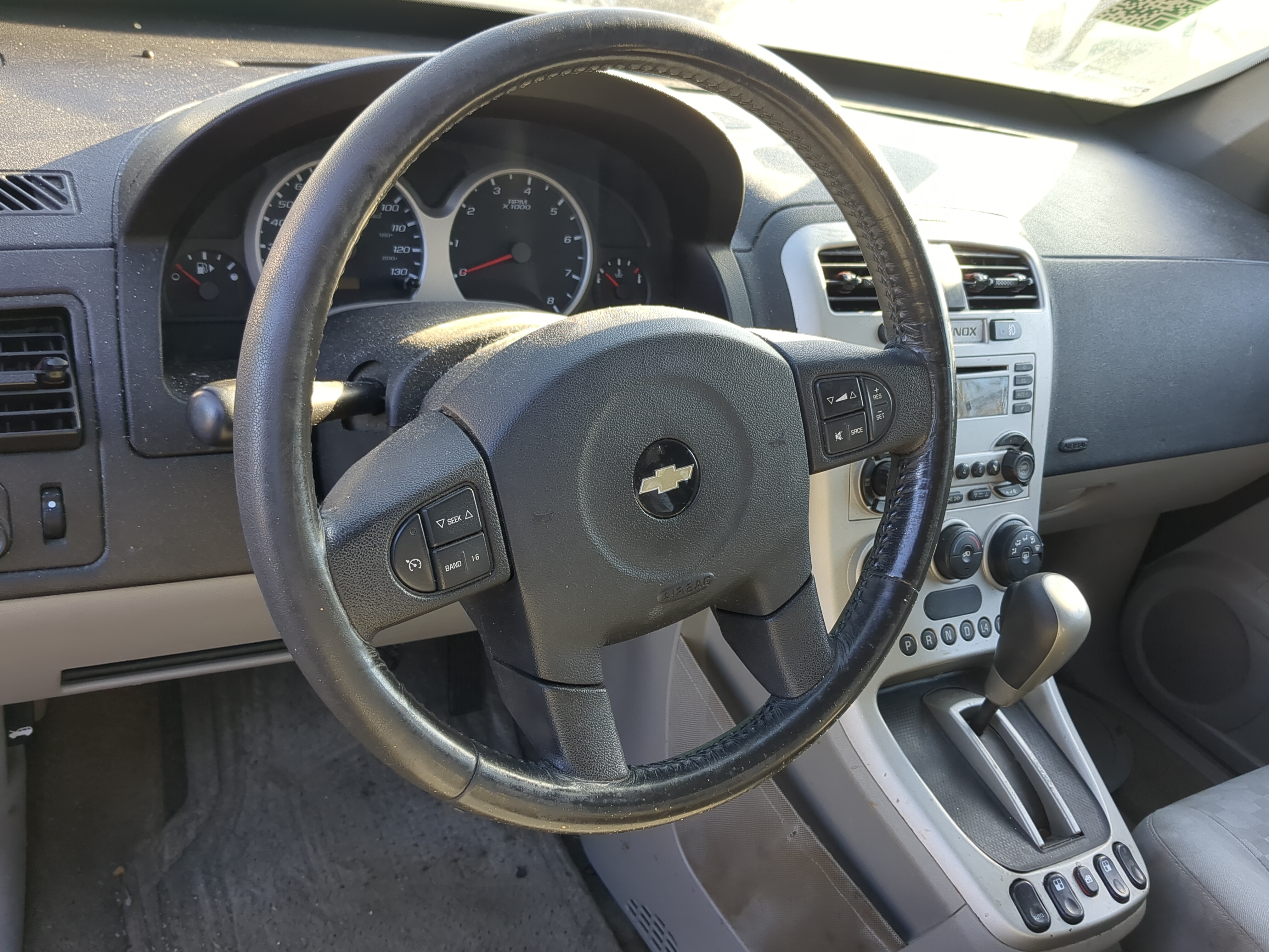2005-2006 Chevrolet Equinox Air Bag Driver Left Steering Wheel Mounted 1235474 - Oemusedautoparts1.com