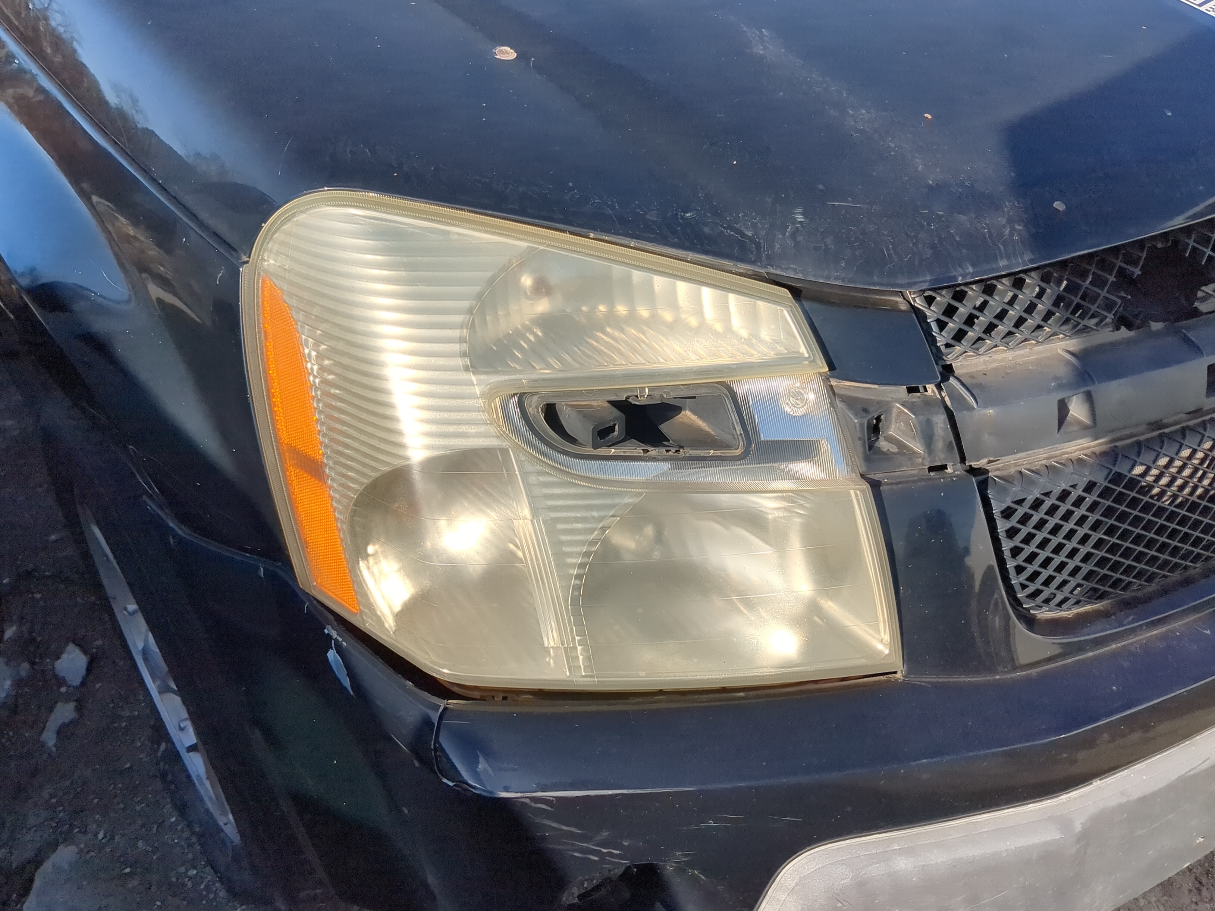 2005 Chevrolet Equinox Passenger Right Oem Head Light Headlight Lamp 1235503 - Oemusedautoparts1.com