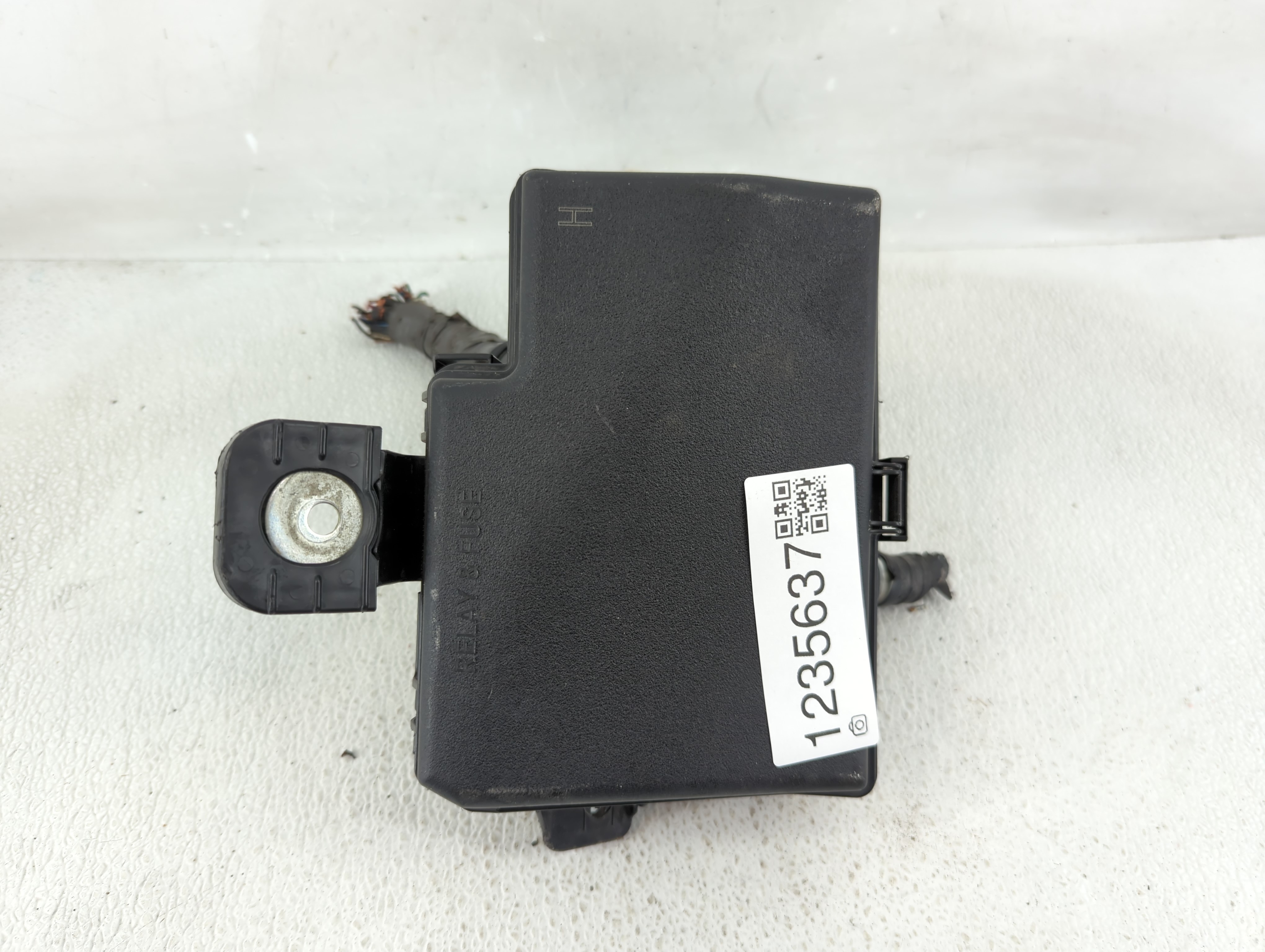 Toyota Prius Fusebox Fuse Box Relay Module 82641-47090 1235637 - Oemusedautoparts1.com
