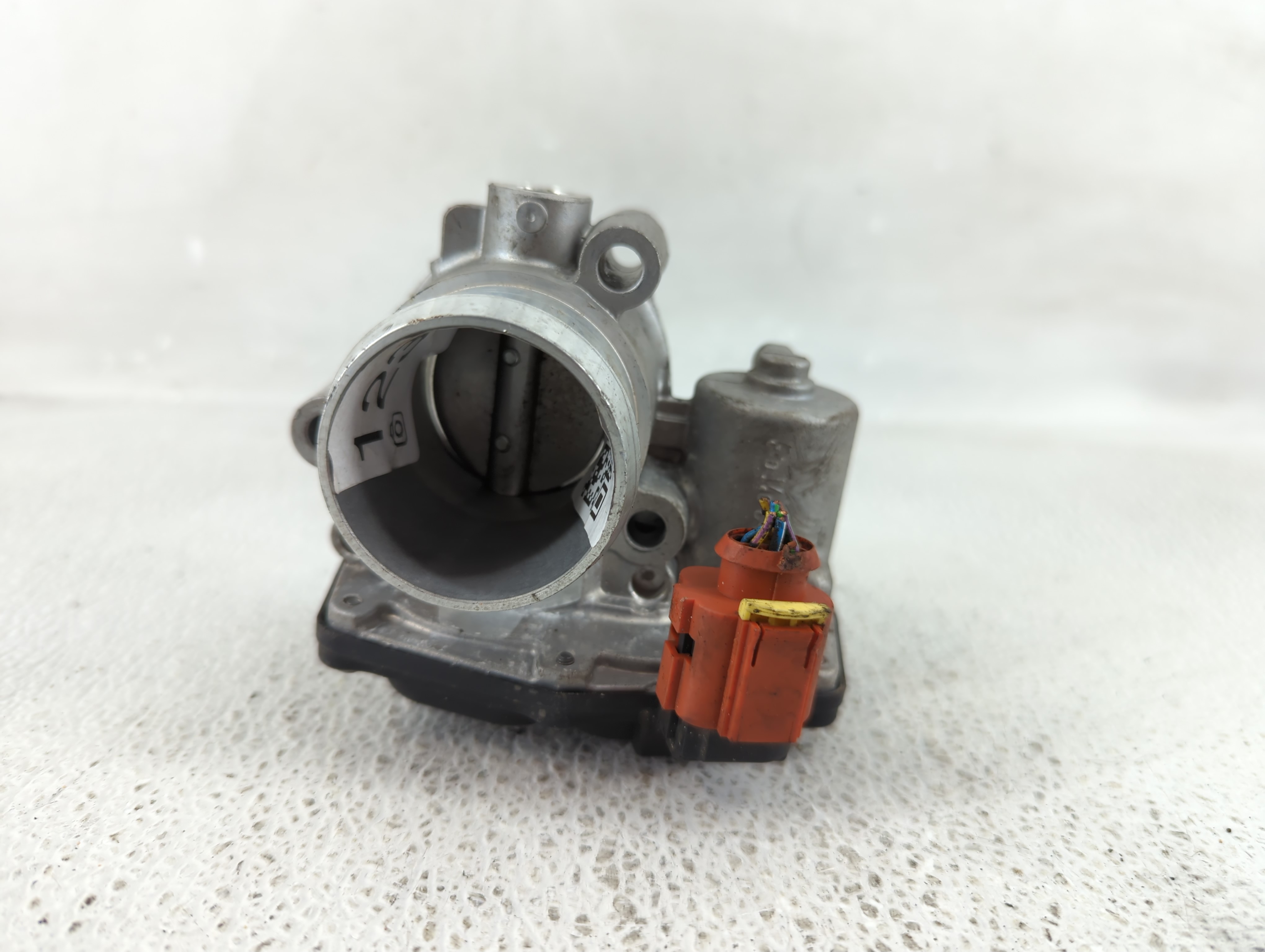 2015-2018 Ford Focus Throttle Body 1235662 - Oemusedautoparts1.com