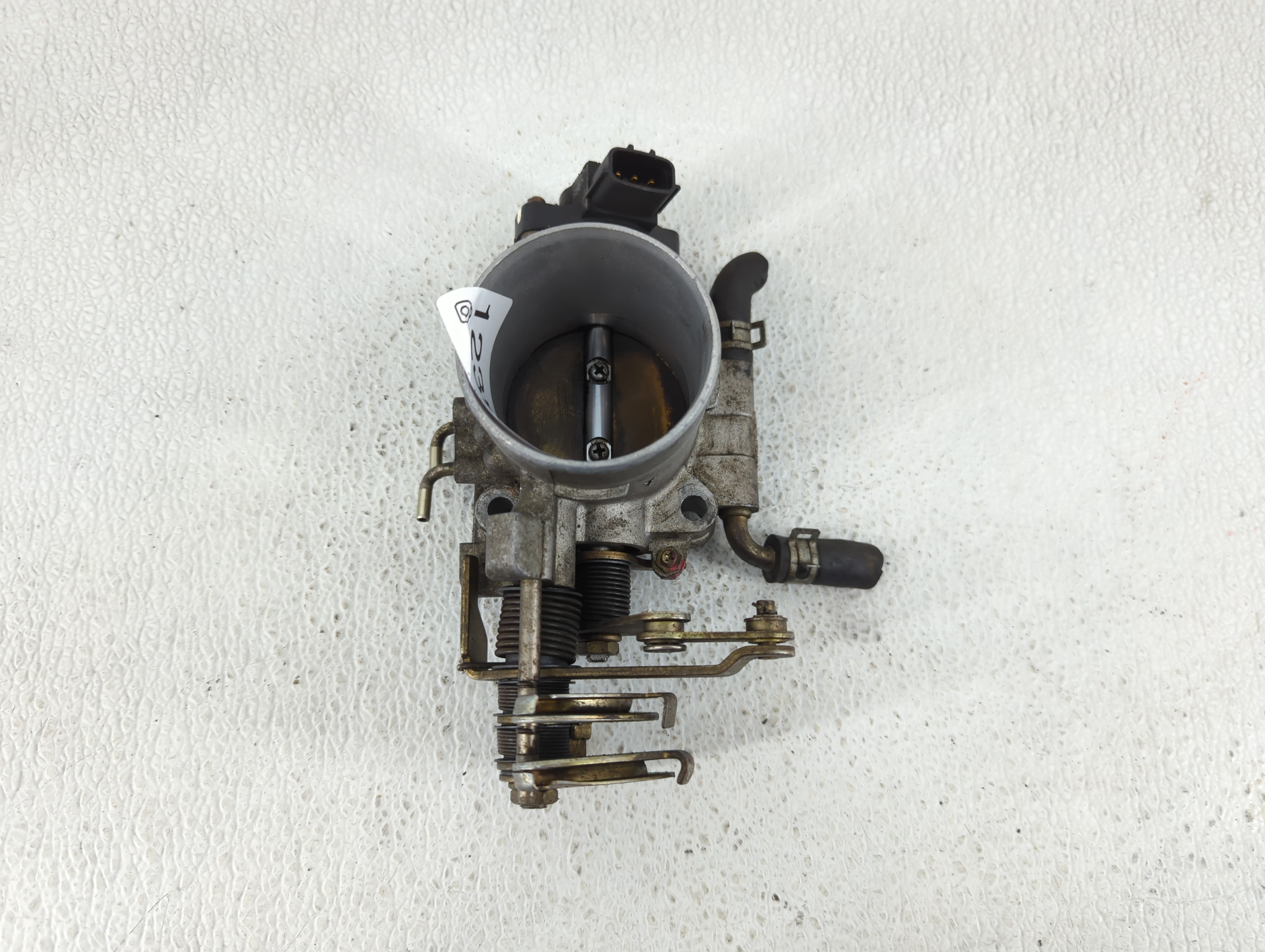 Picture of 1997-1999 Subaru Legacy Throttle Body 1235665