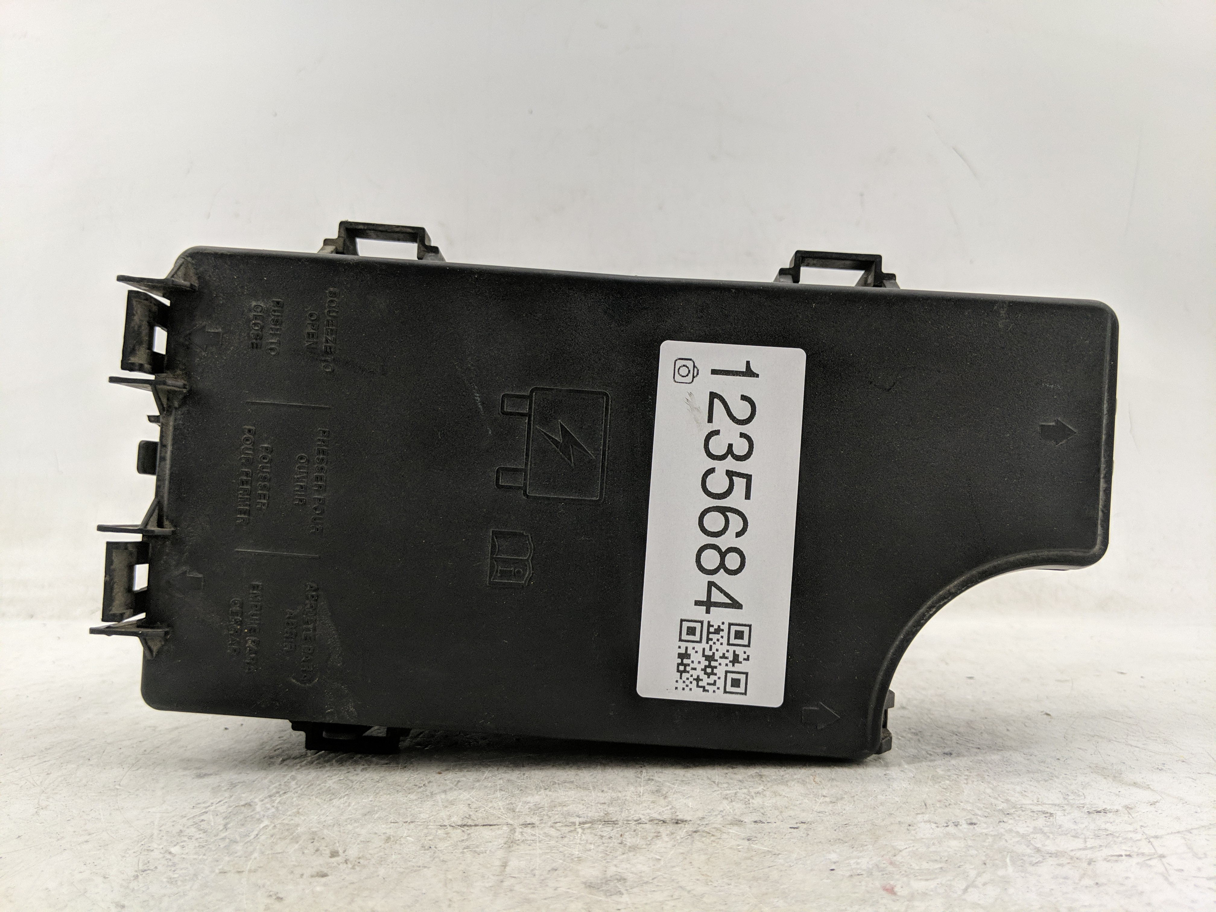 2007-2007 Dodge Caliber Fusebox Fuse Box Relay Module Tipm P04692207ag 1235684 - Oemusedautoparts1.com