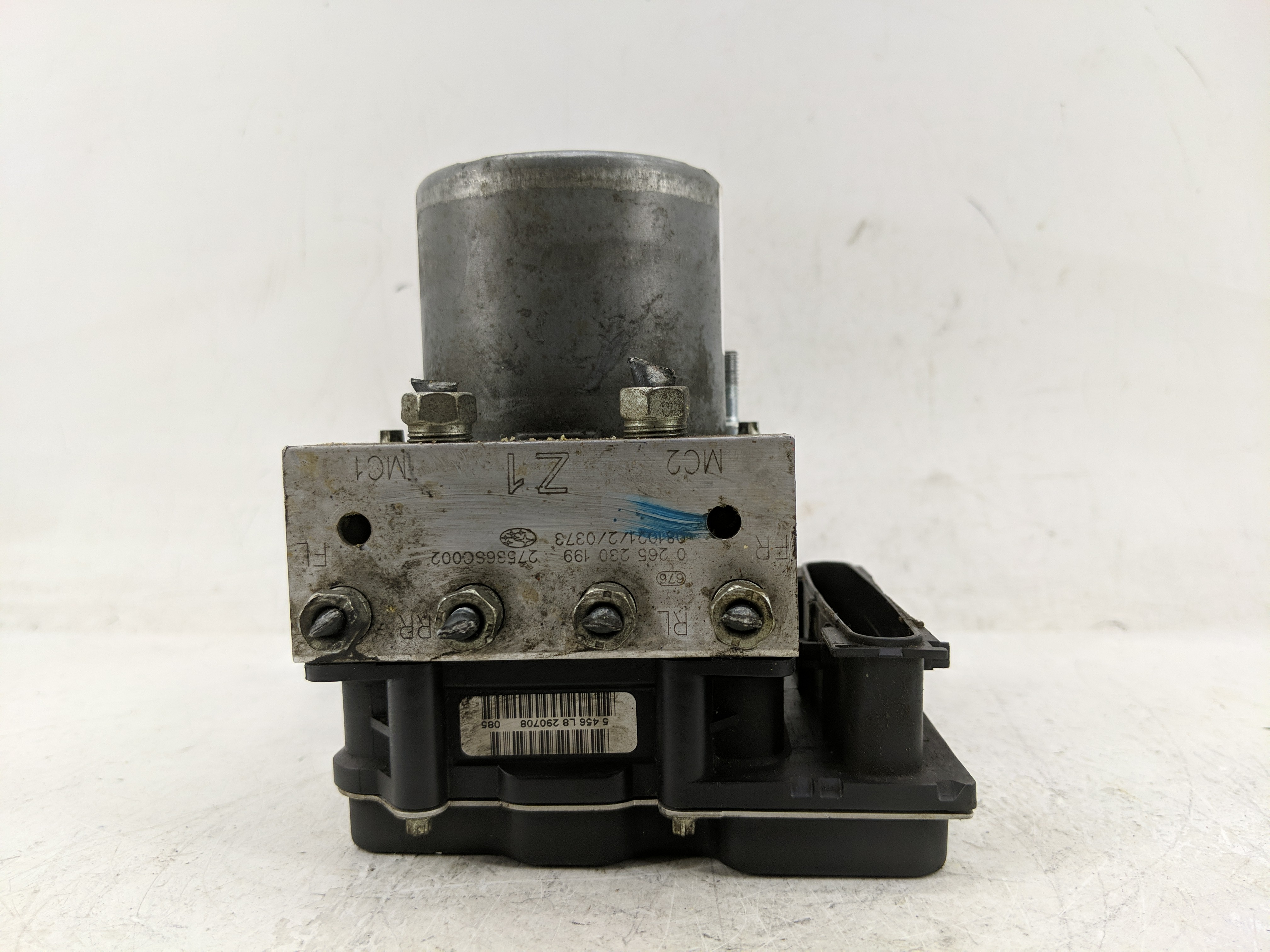 Picture of 2009-2010 Subaru Forester Abs Pump Control Module 1235710