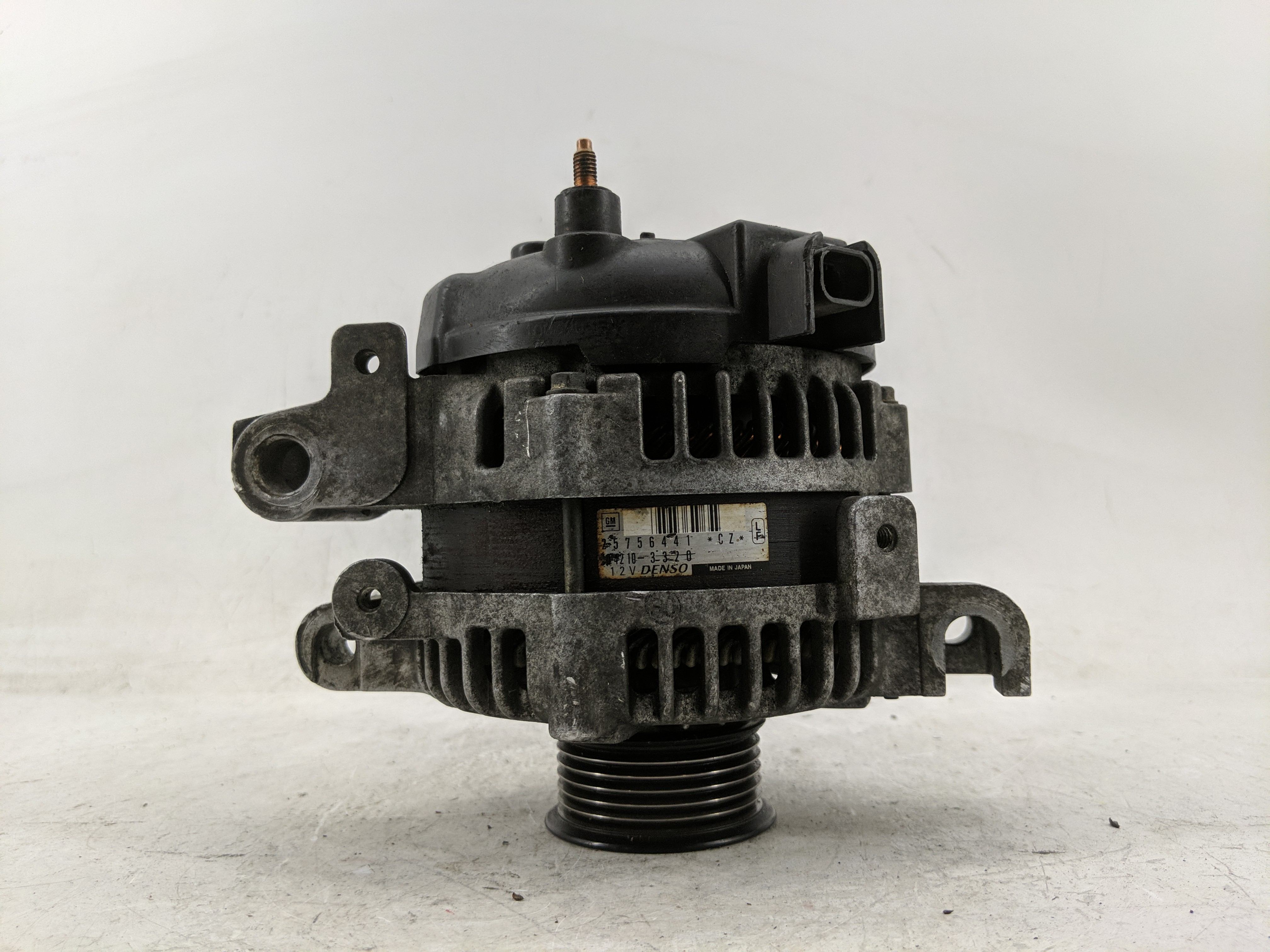 Picture of 2005-2011 Cadillac Sts Alternator Generator Charging Assembly Engine Oem 1235717