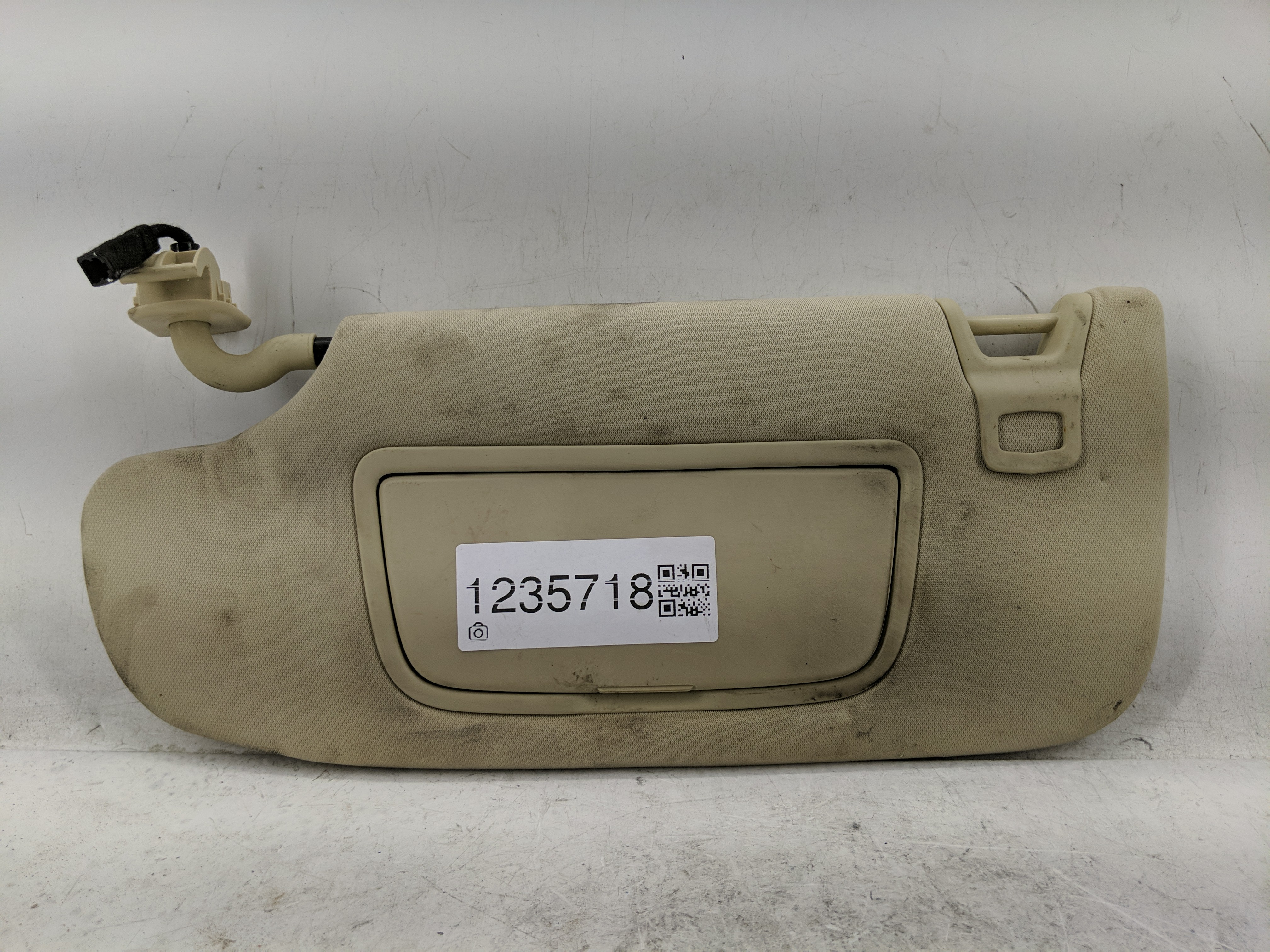 2013-2014 Ford Fusion Driver Sun Visor Mirror Left Sunvisor Ivory 1235718 - Oemusedautoparts1.com