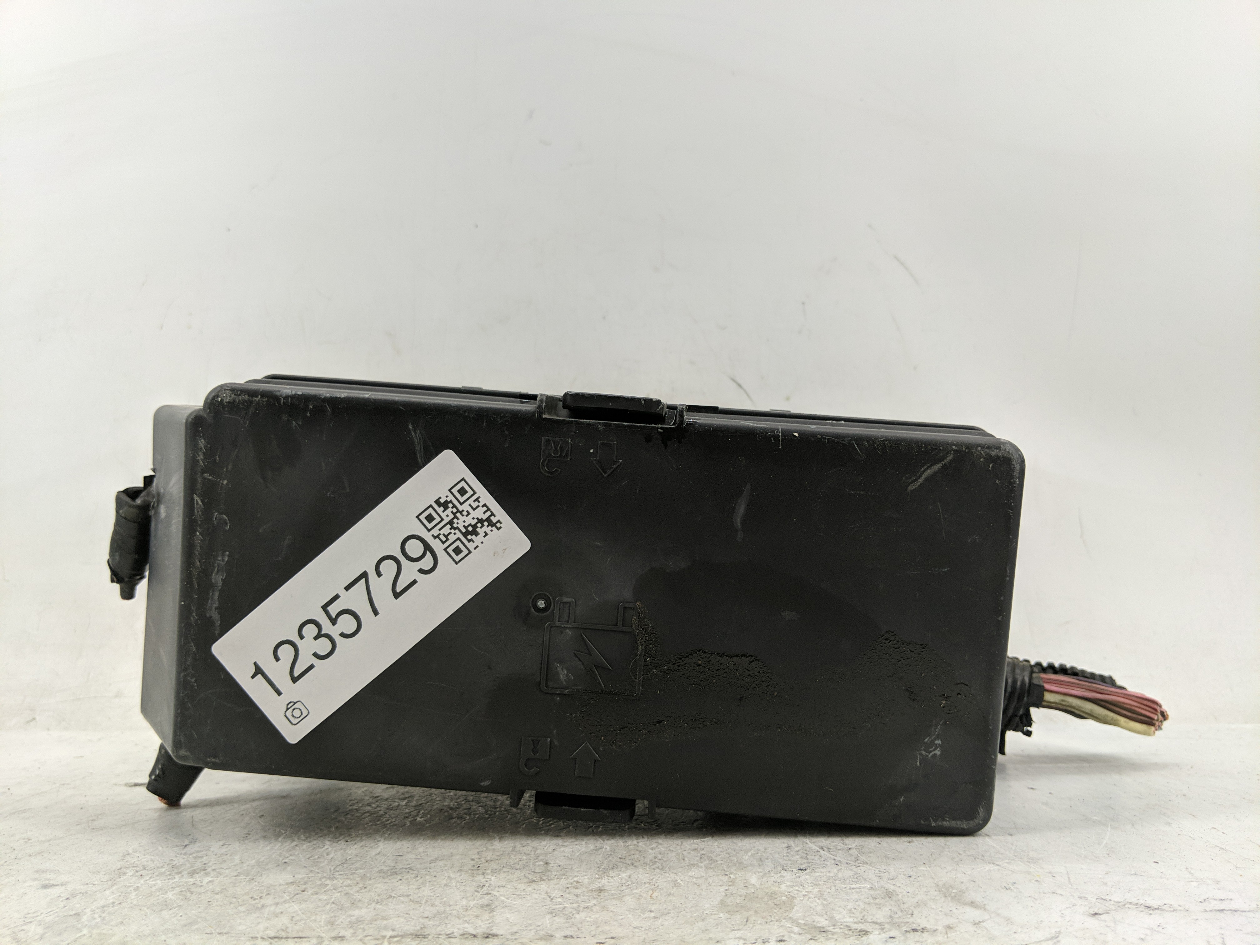 2009-2012 Chevrolet Malibu Fusebox Fuse Box Relay Module 20822694 01 1235729 - Oemusedautoparts1.com