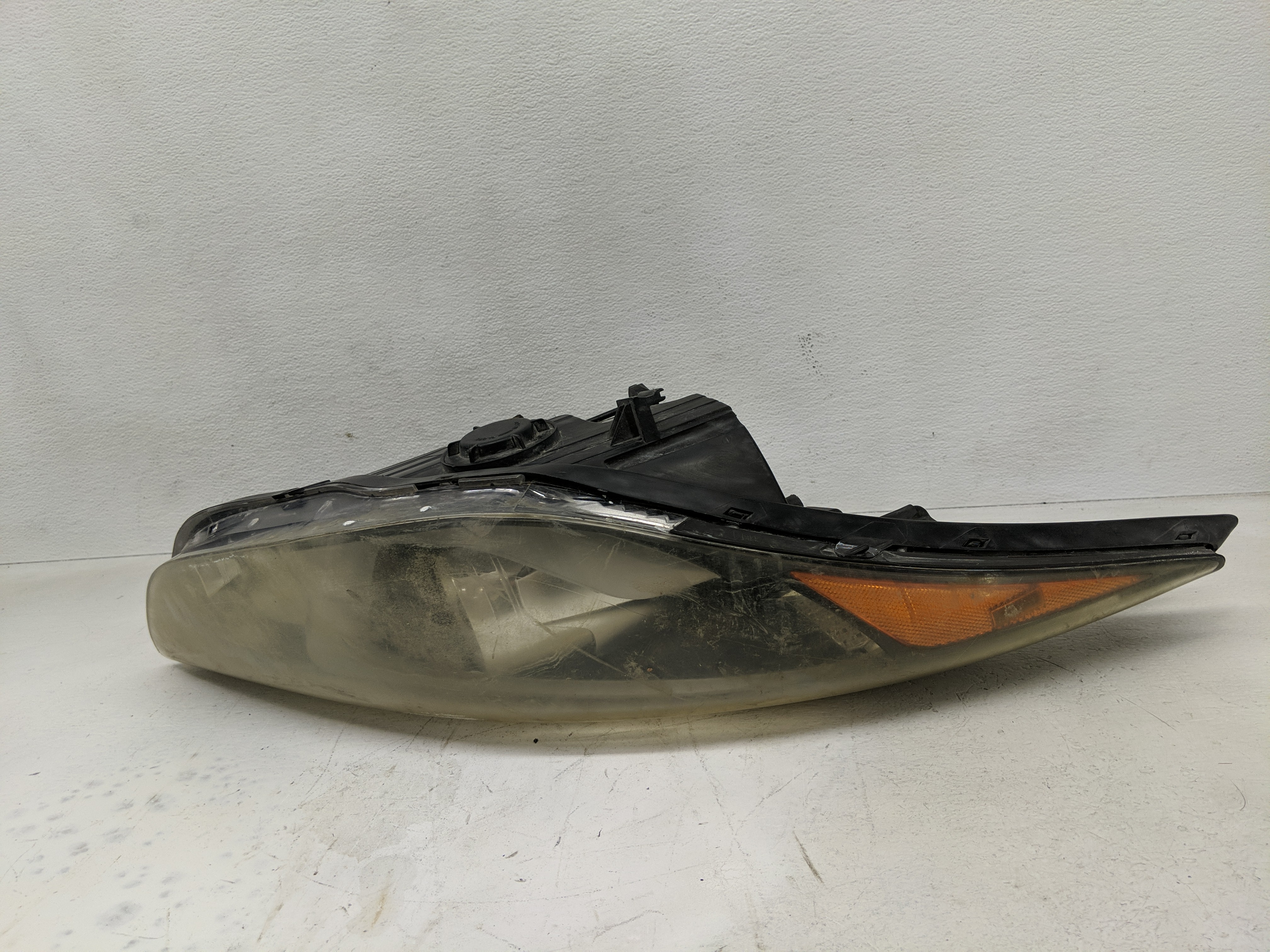 Picture of 2014-2016 Hyundai Elantra Passenger Right Oem Head Light Headlight Lamp 1235788