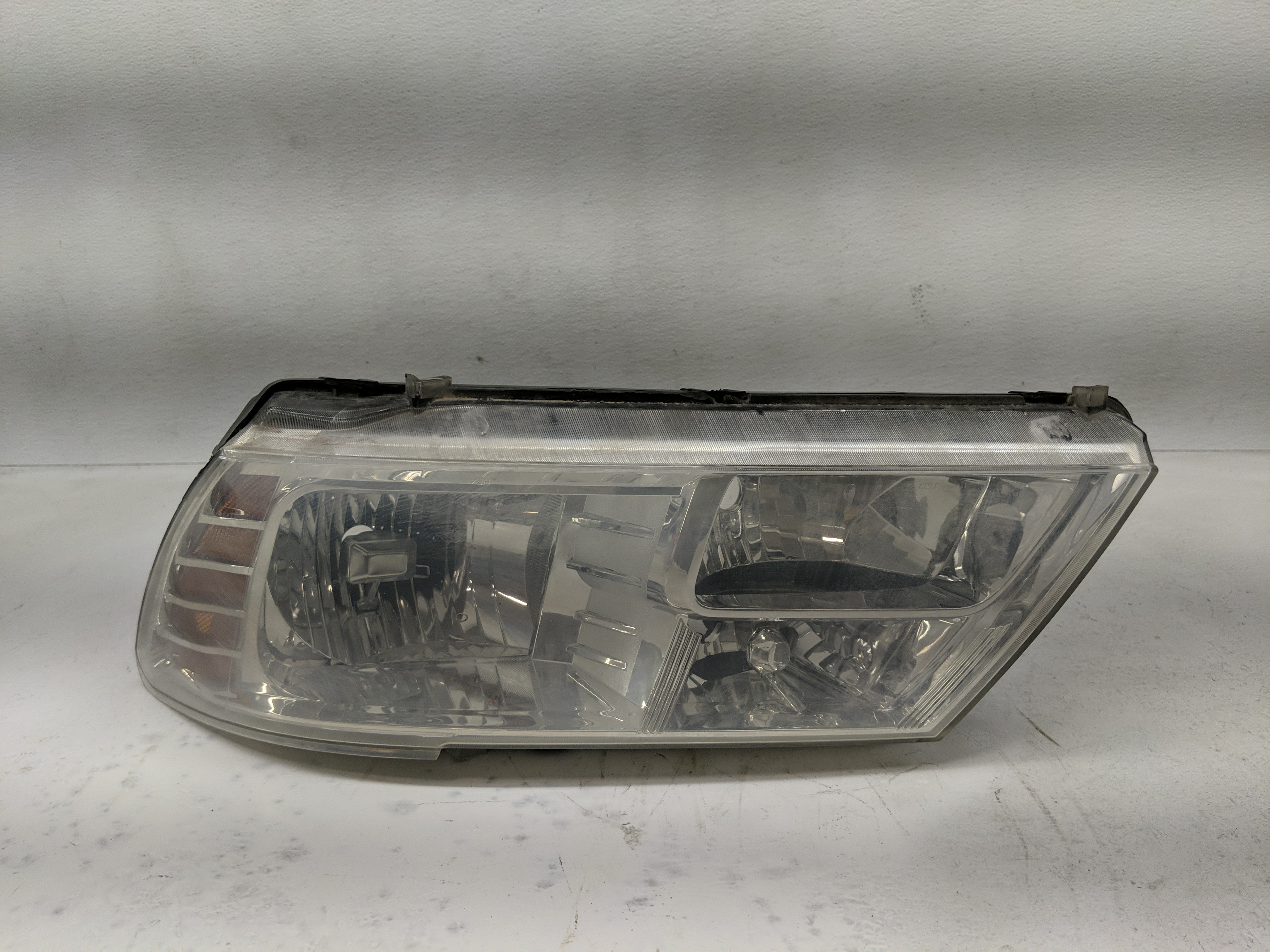 Picture of 2018-2020 Dodge Journey Driver Left Oem Head Light Headlight Lamp 1235800