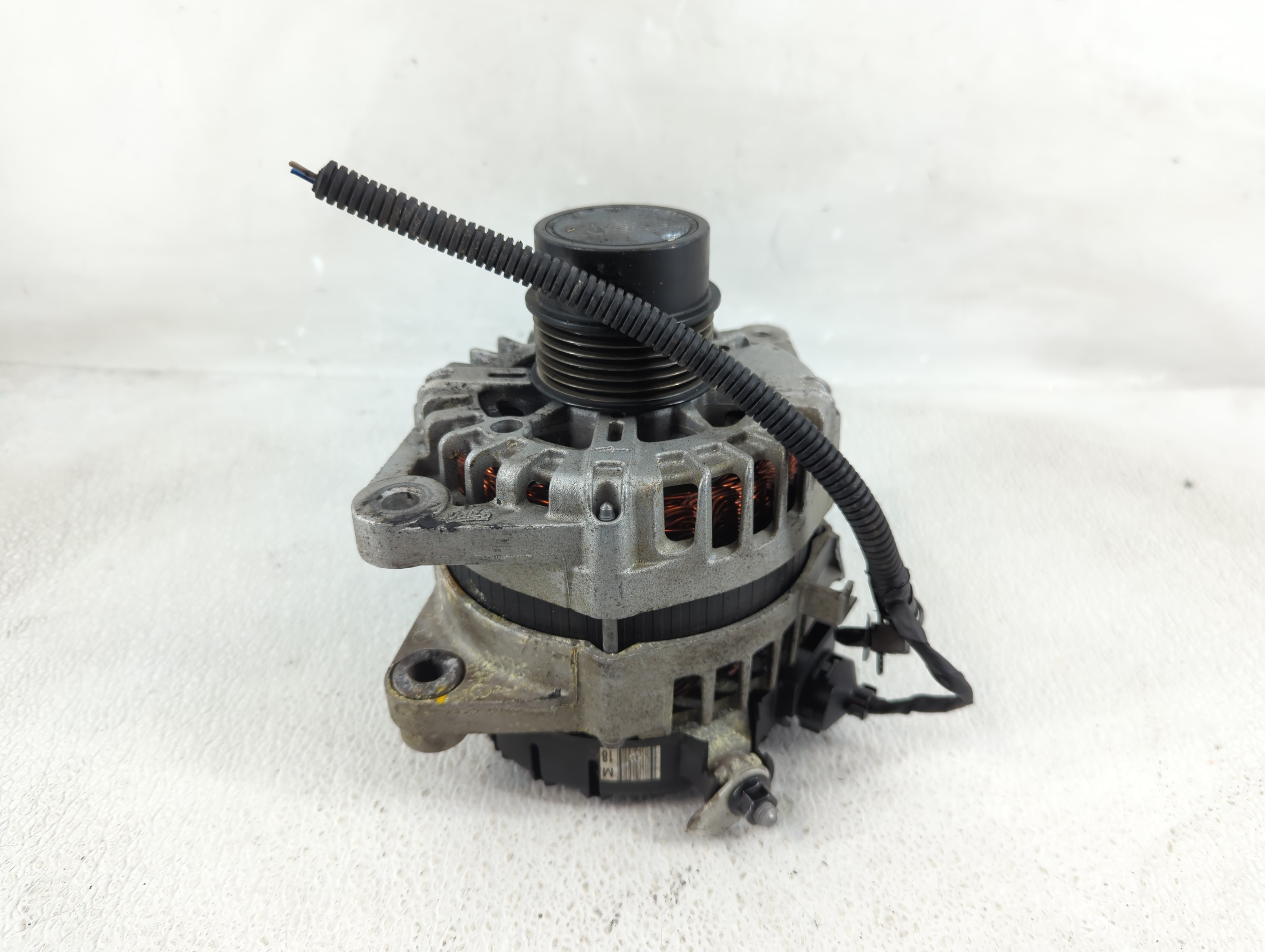 Picture of 2016 Hyundai Tucson Alternator Generator Charging Assembly Engine Oem 1235904