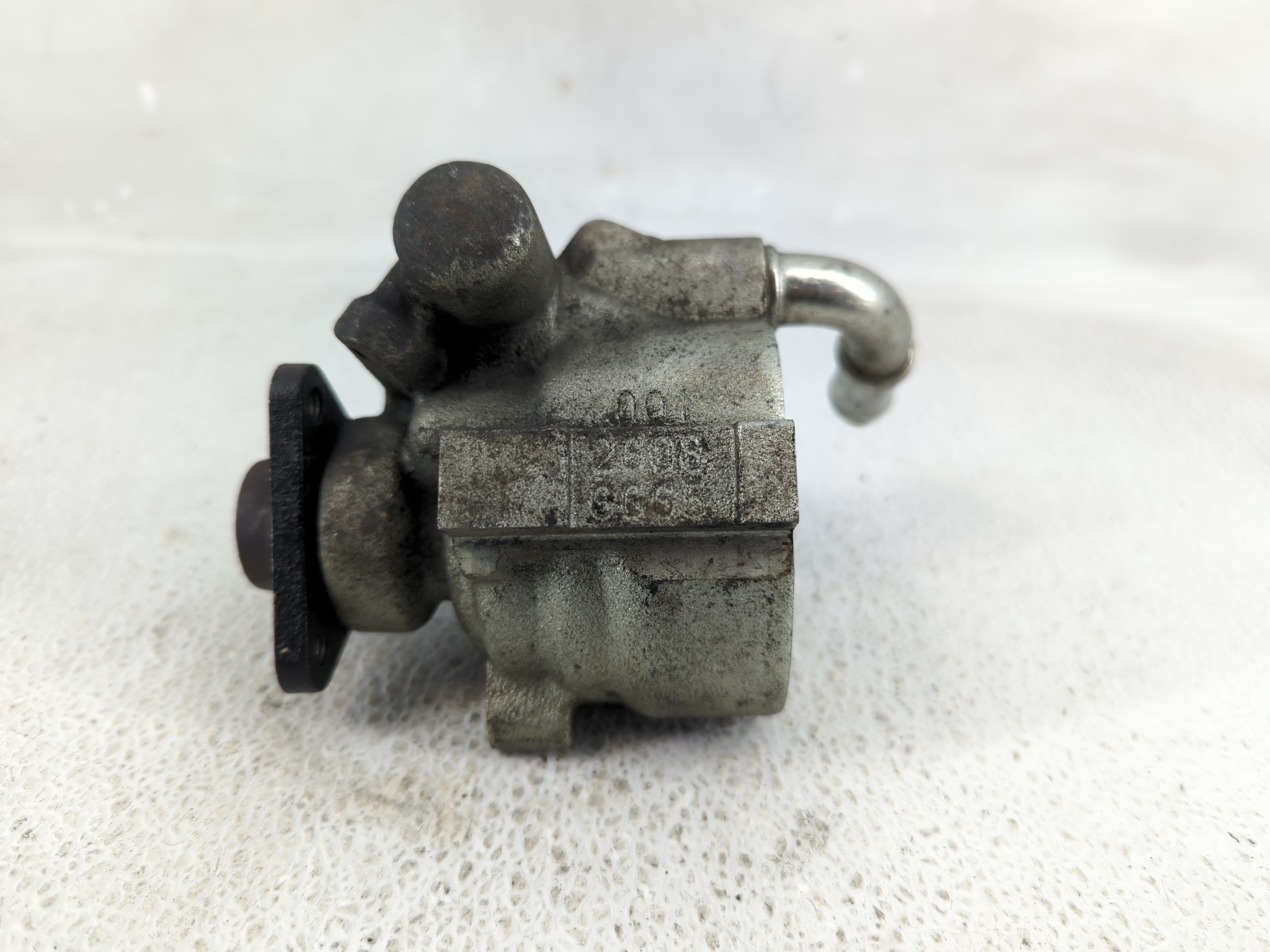 Saturn Ls Power Steering Column Pump Oem 1235906 - Oemusedautoparts1.com