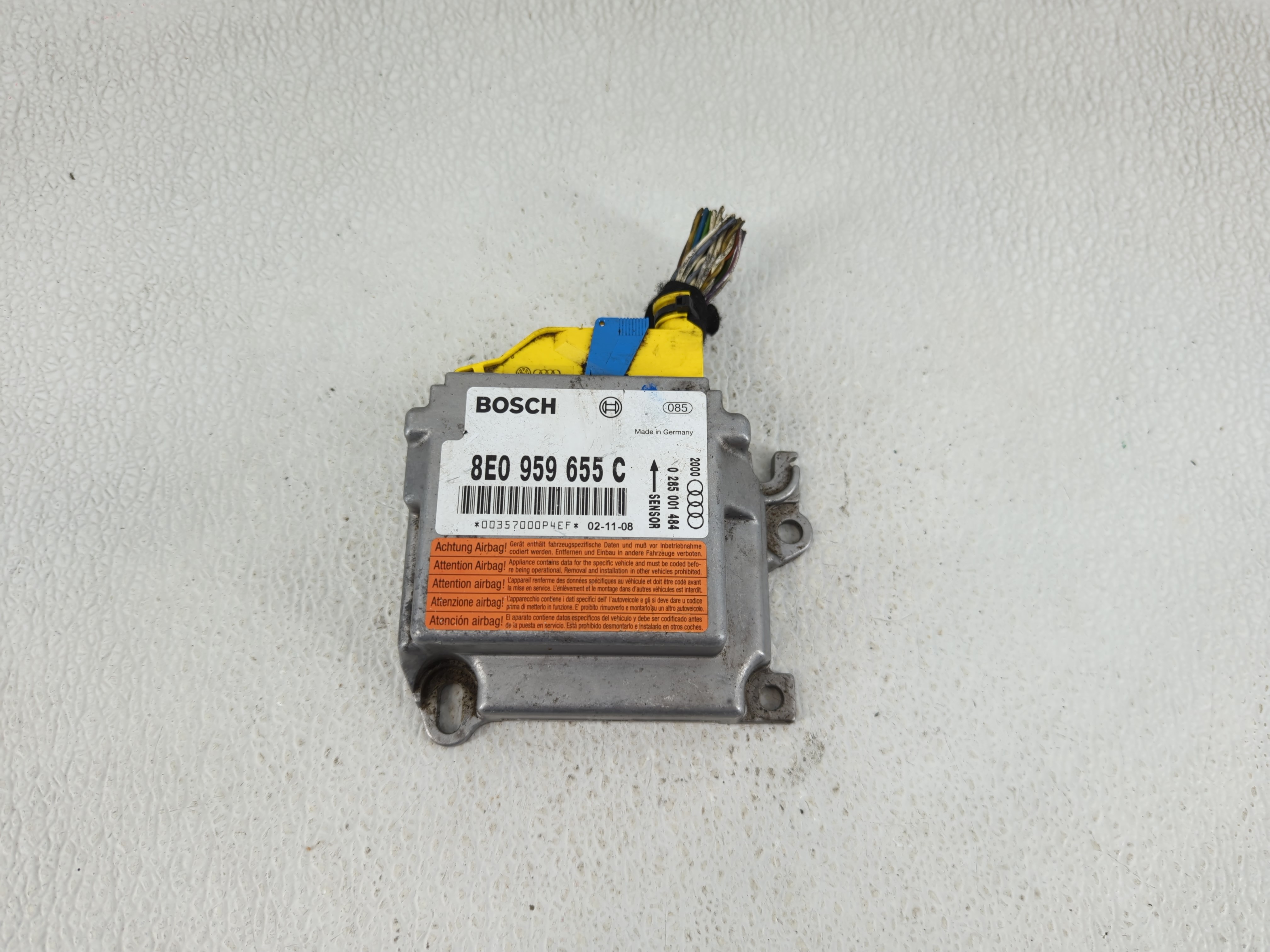 Picture of 2002-2004 Audi A4 Chassis Control Module Ccm Bcm Body Control 1235912