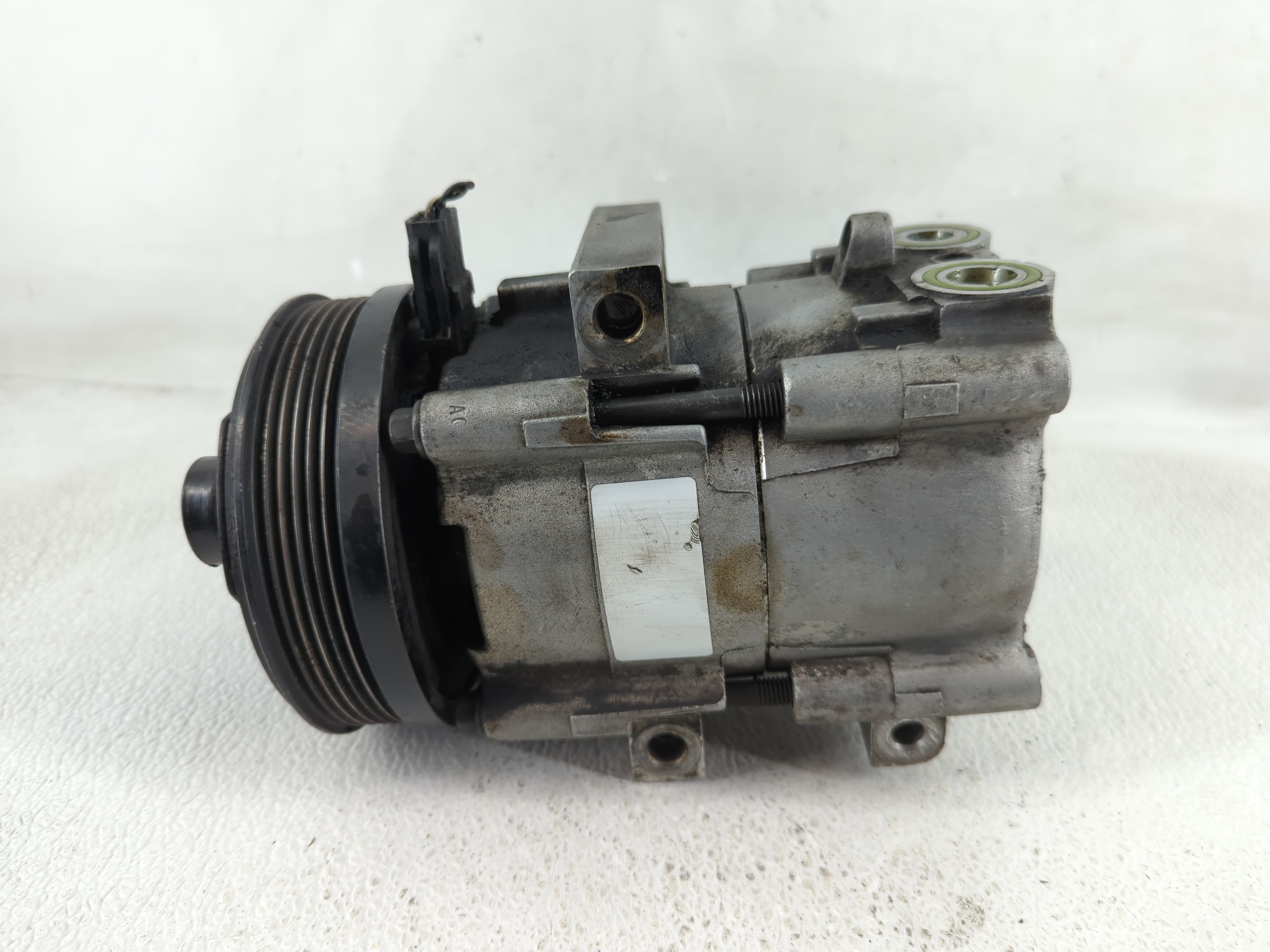 Picture of 2005-2007 Mercury Mariner Air Conditioning A/c Ac Compressor Oem 1235934