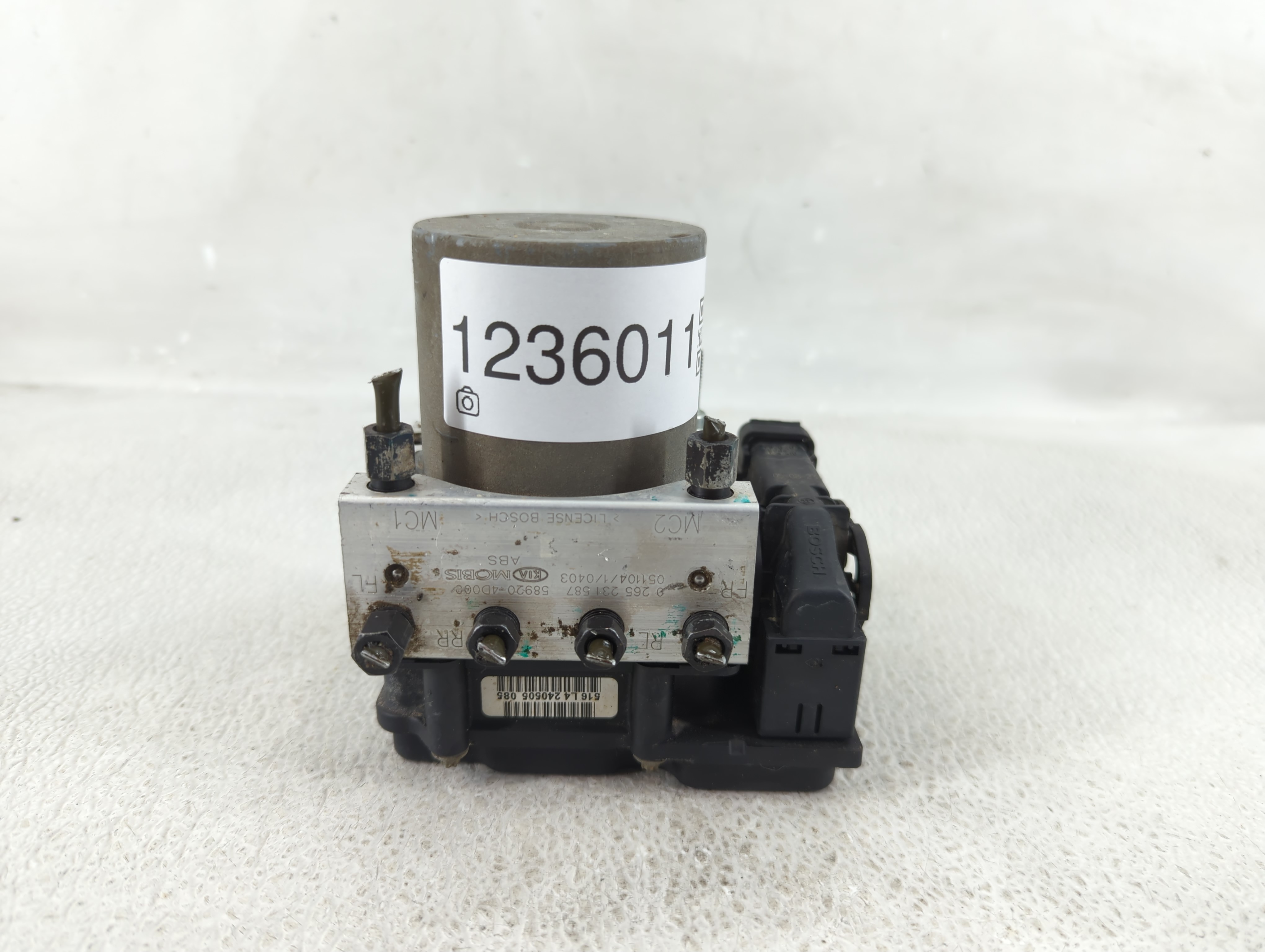 Picture of 2006-2006 Kia Sedona Abs Pump Control Module 1236011