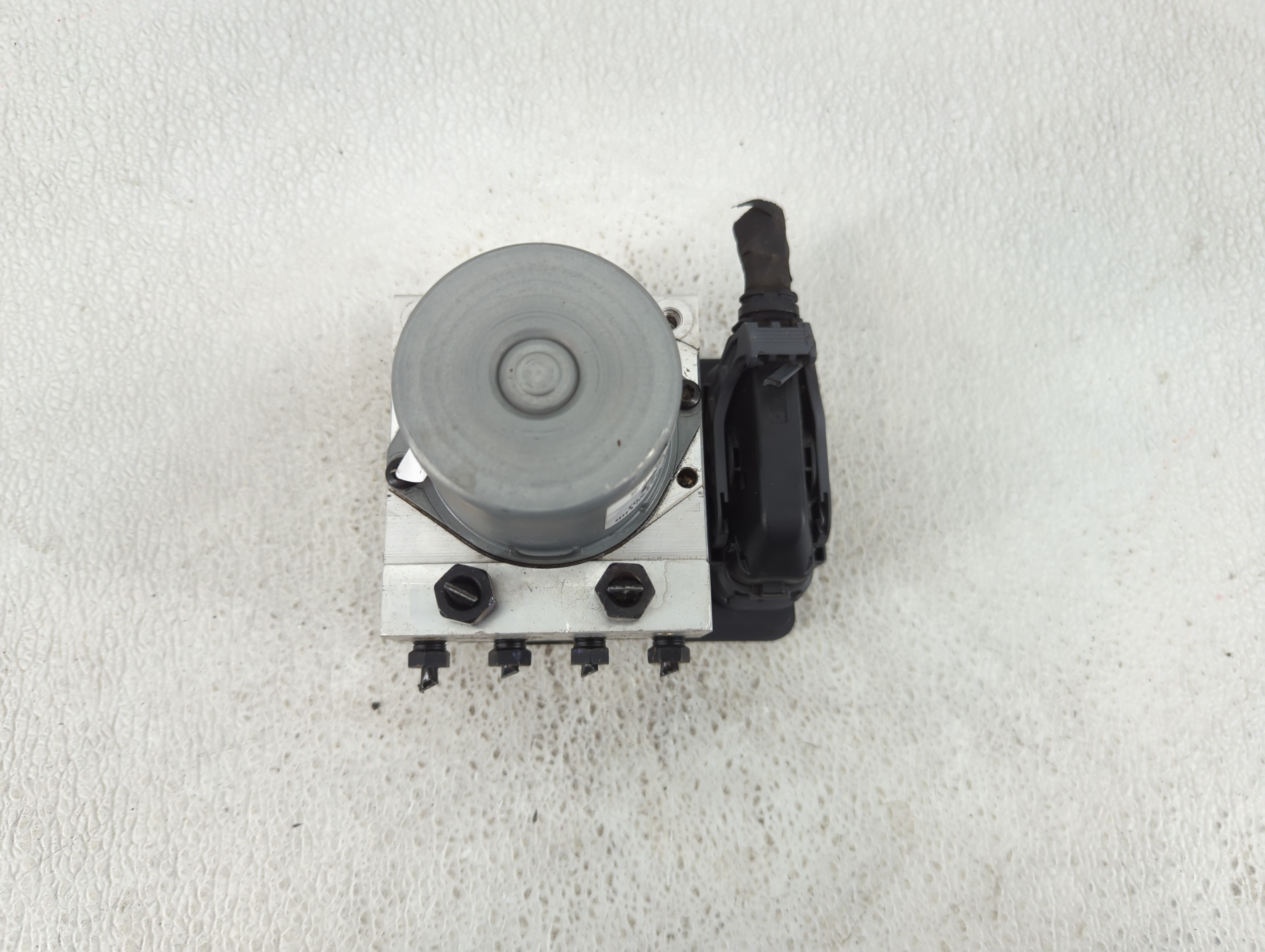 2017-2019 Kia Soul Abs Pump Control Module 1236016 - Oemusedautoparts1.com