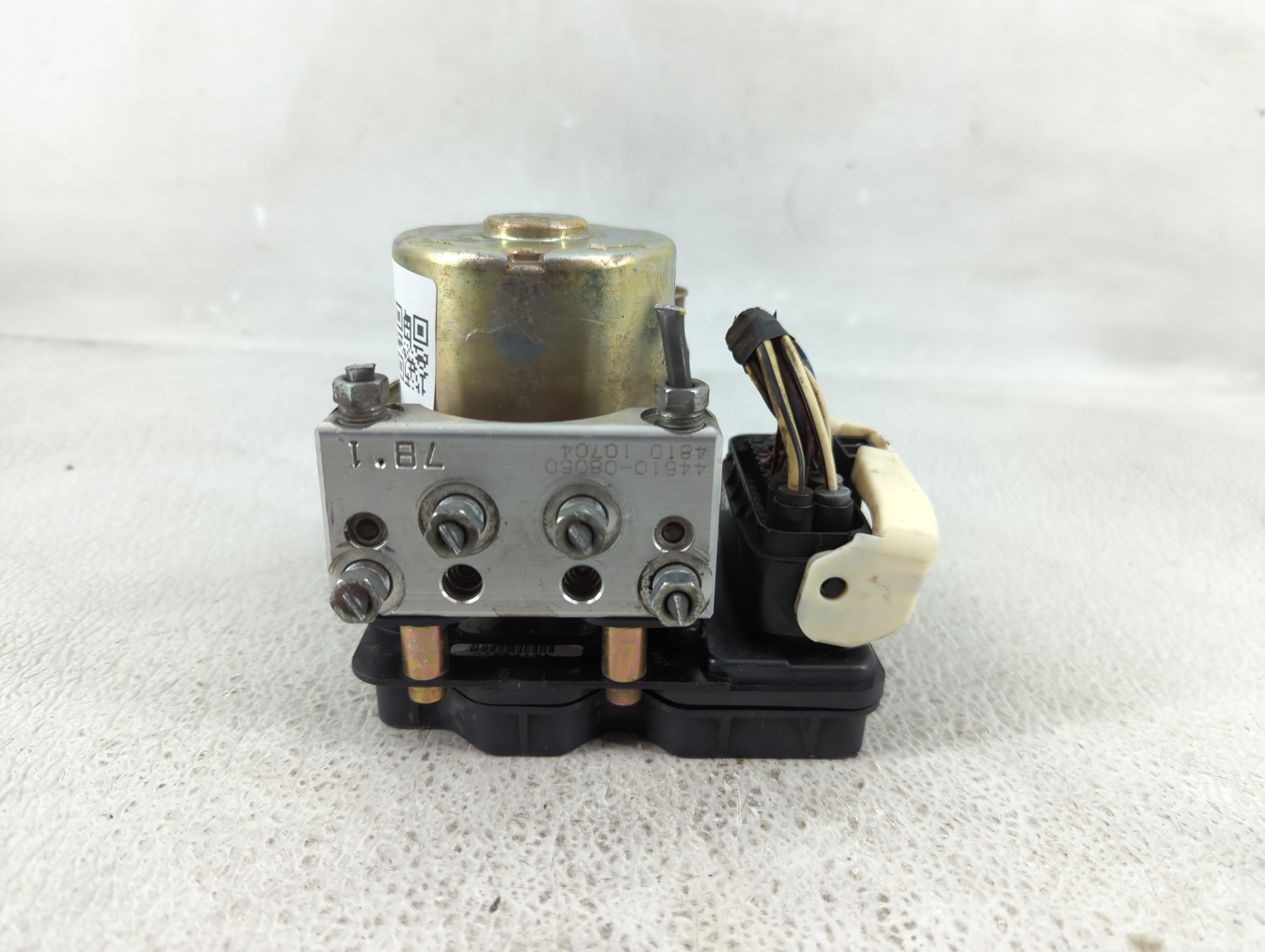 Picture of 2004-2006 Toyota Sienna Abs Pump Control Module 1236019