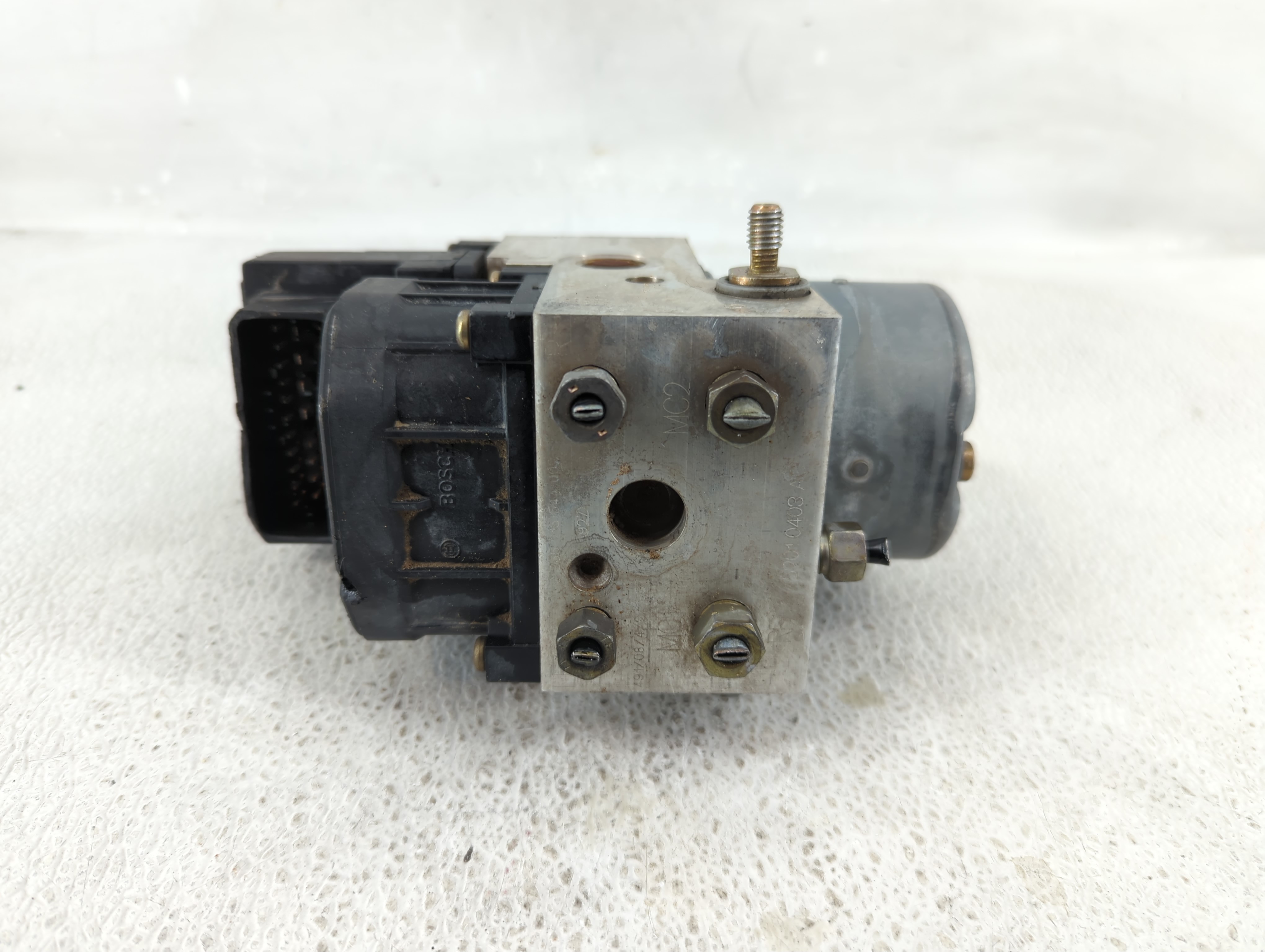 2004-2005 Dodge Durango Abs Pump Control Module 1236058 - Oemusedautoparts1.com
