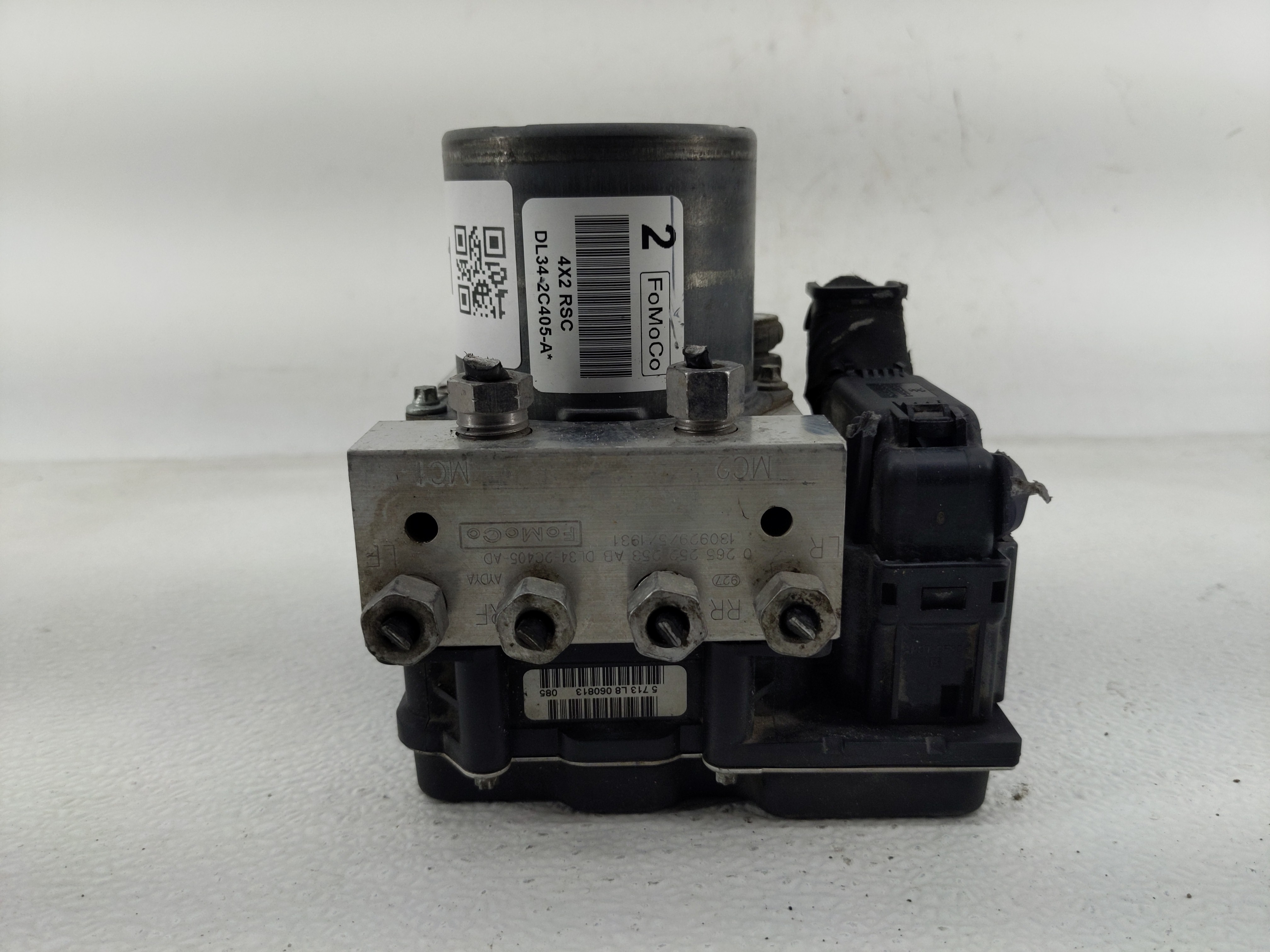 2013-2014 Ford F-150 Abs Pump Control Module 1236151 - Oemusedautoparts1.com