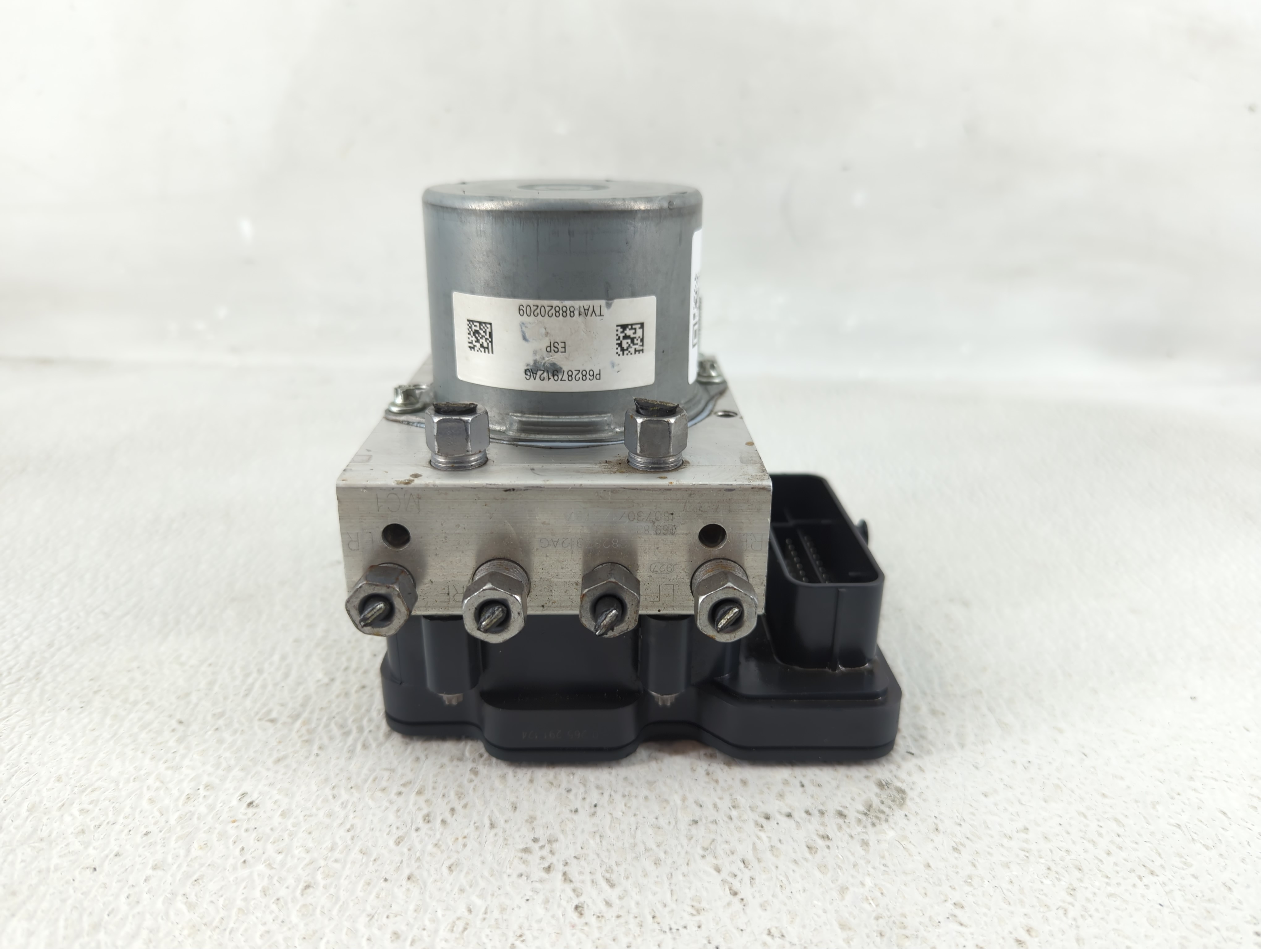 2019-2019 Jeep Cherokee Abs Pump Control Module 1236305 - Oemusedautoparts1.com